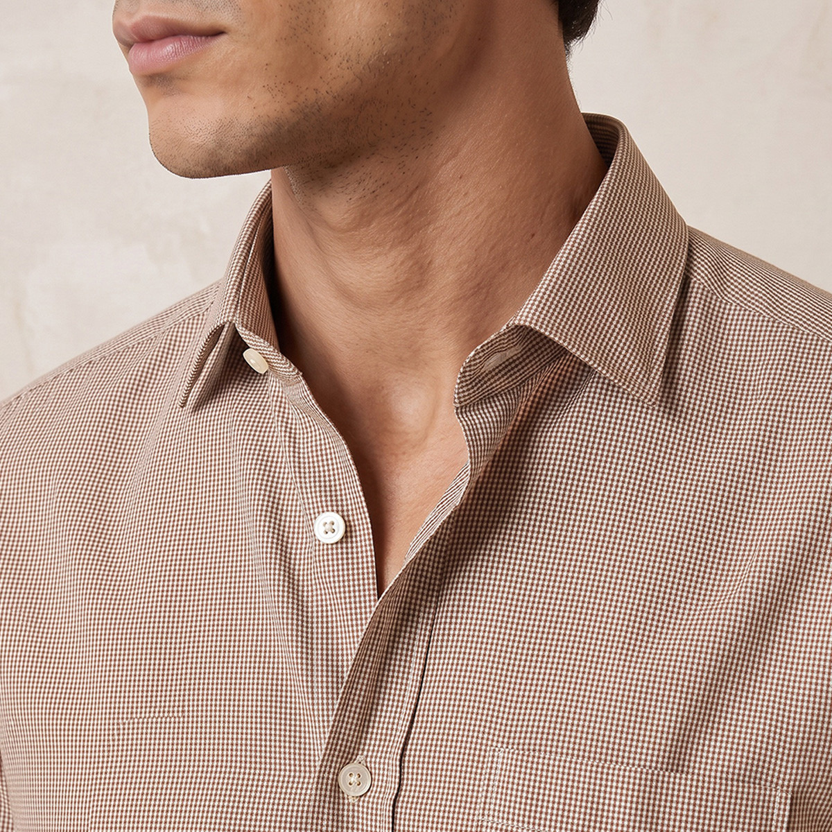 قميص بارز الملمس بأكمام طويلة وقصة عادية-men-clothing-shirts-image-4