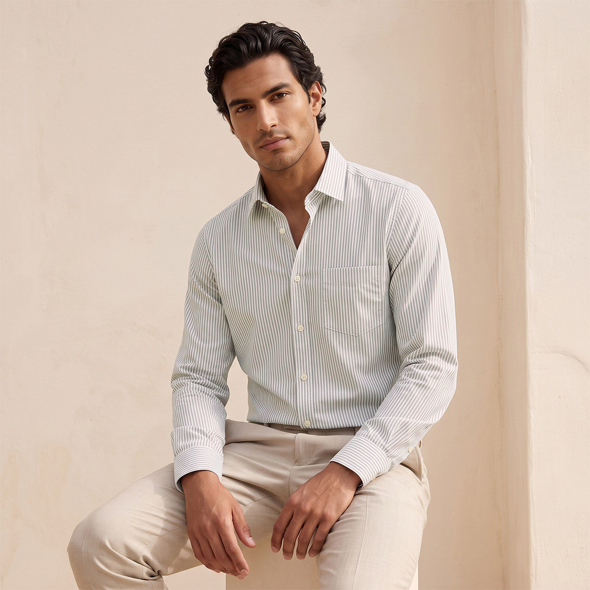 قميص مقلم بقصة عادية وأكمام طويلة-men-clothing-shirts-image-1