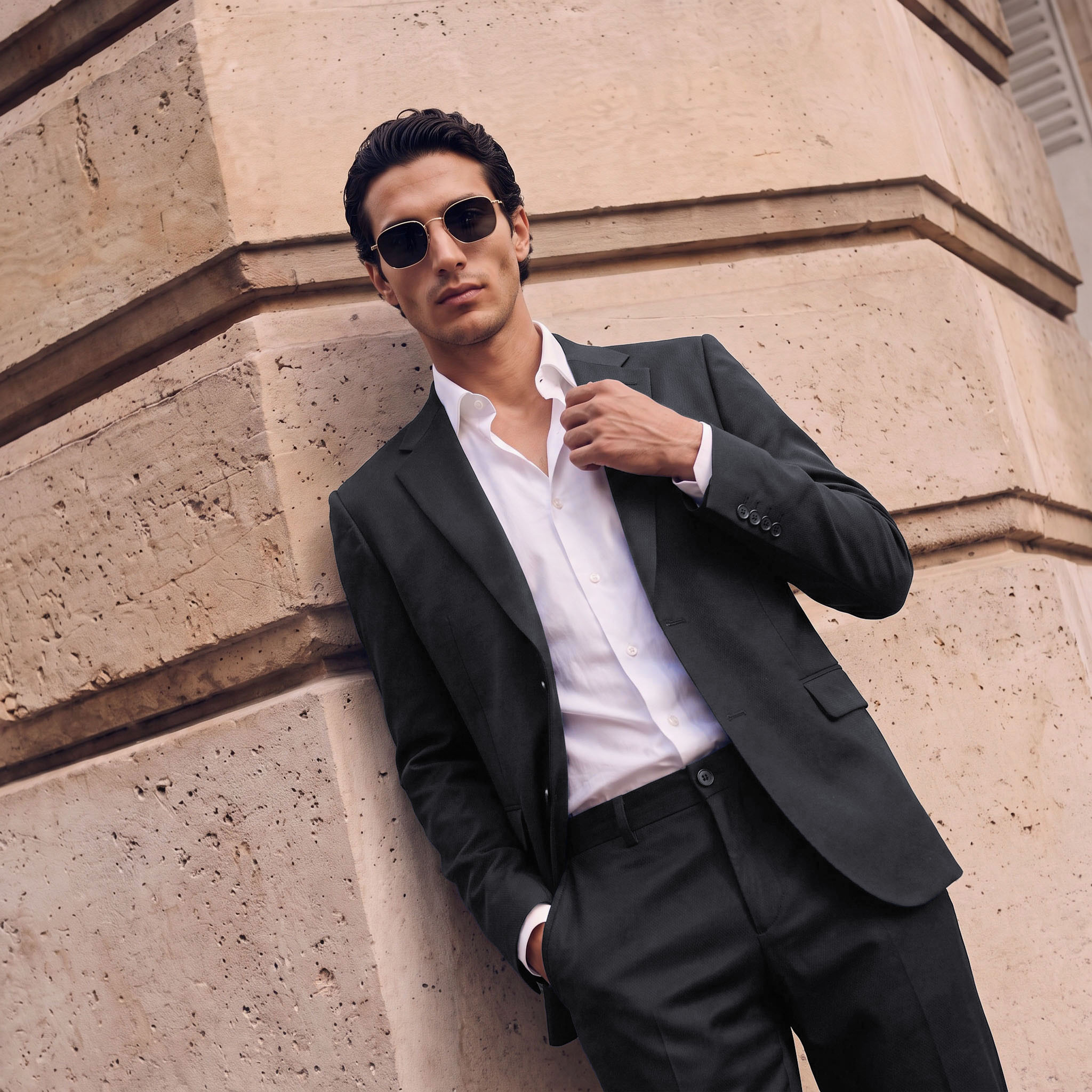 بليزر بقصة ضيقة بياقة لابيل-men-clothing-jacketsandblazers-blazers-image-1