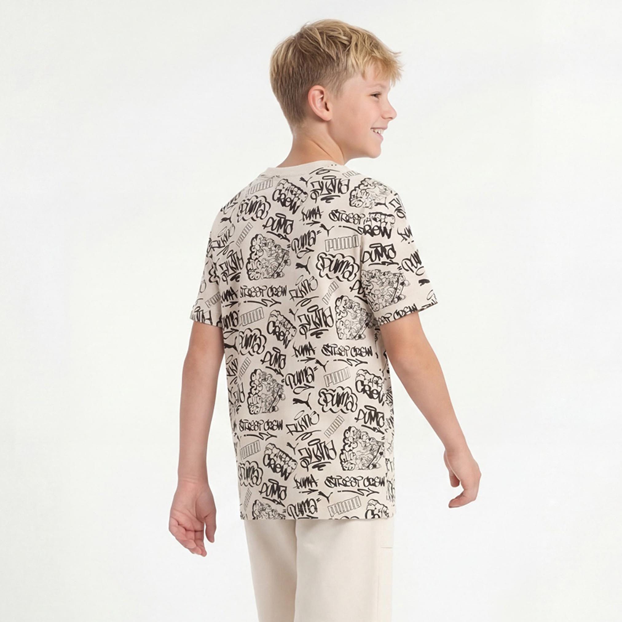 تيشيرت بياقة ضيقة وأكمام قصيرة وطبعات جرافيتي من بوما-sports-boys-clothing-tops-image-3