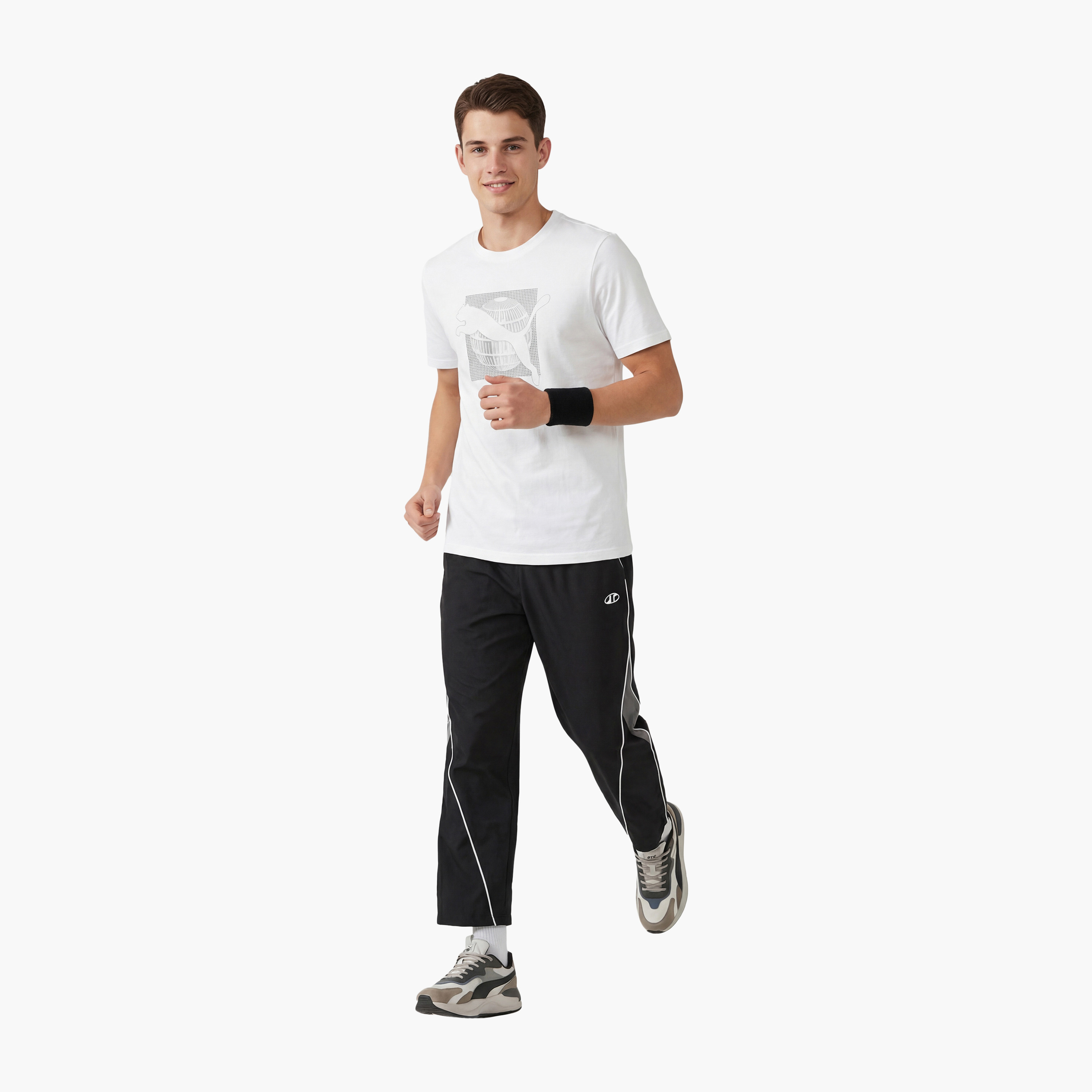 بوما - تيشيرت رجالي بأكمام قصيرة مزين برسومات معدنية-men-clothing-sportswearandactivewear-tshirtsandpolos-image-8