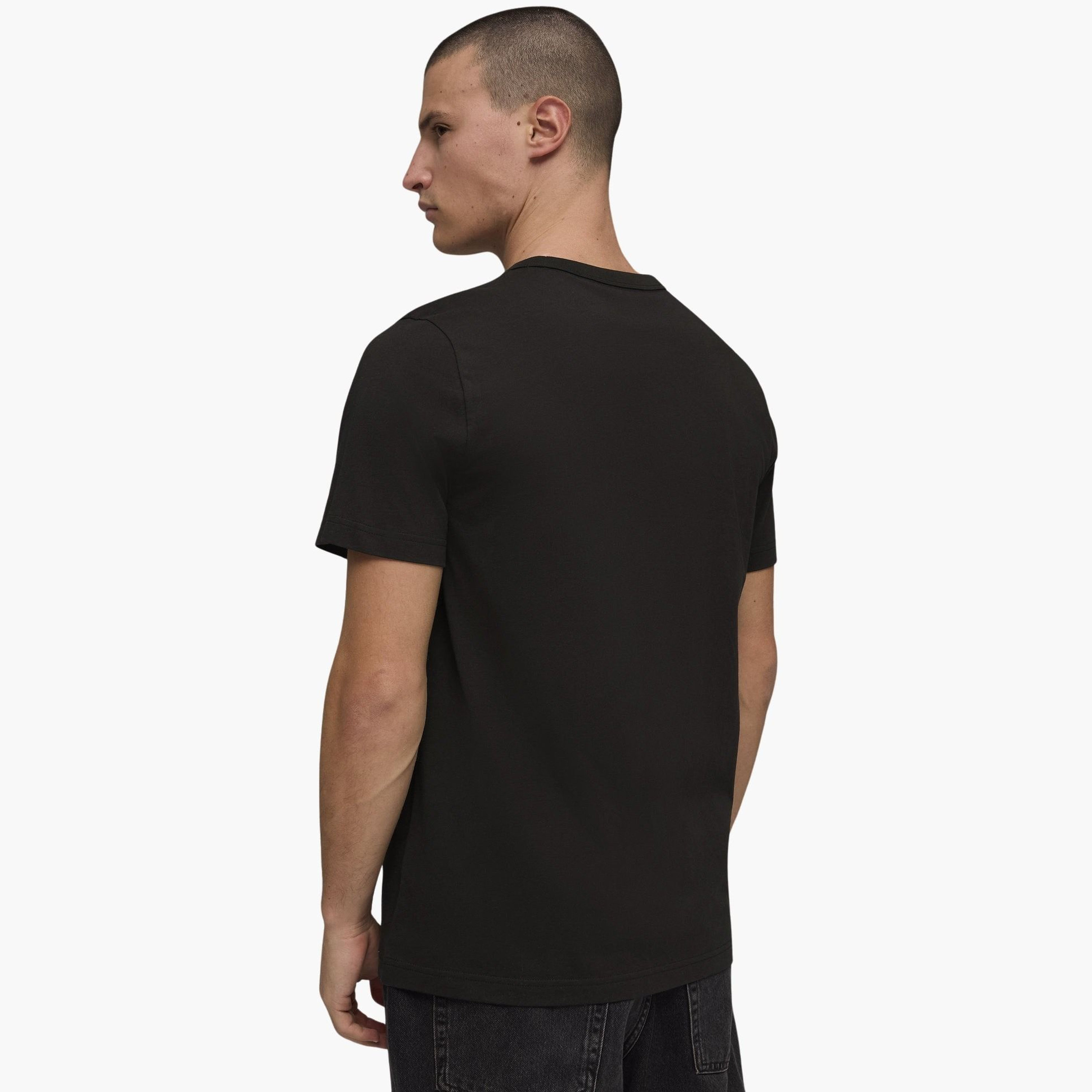 Puma Men CLASS Graphic Short Sleeves Tee-men-clothing-sportswearandactivewear-tshirtsandpolos-image-3