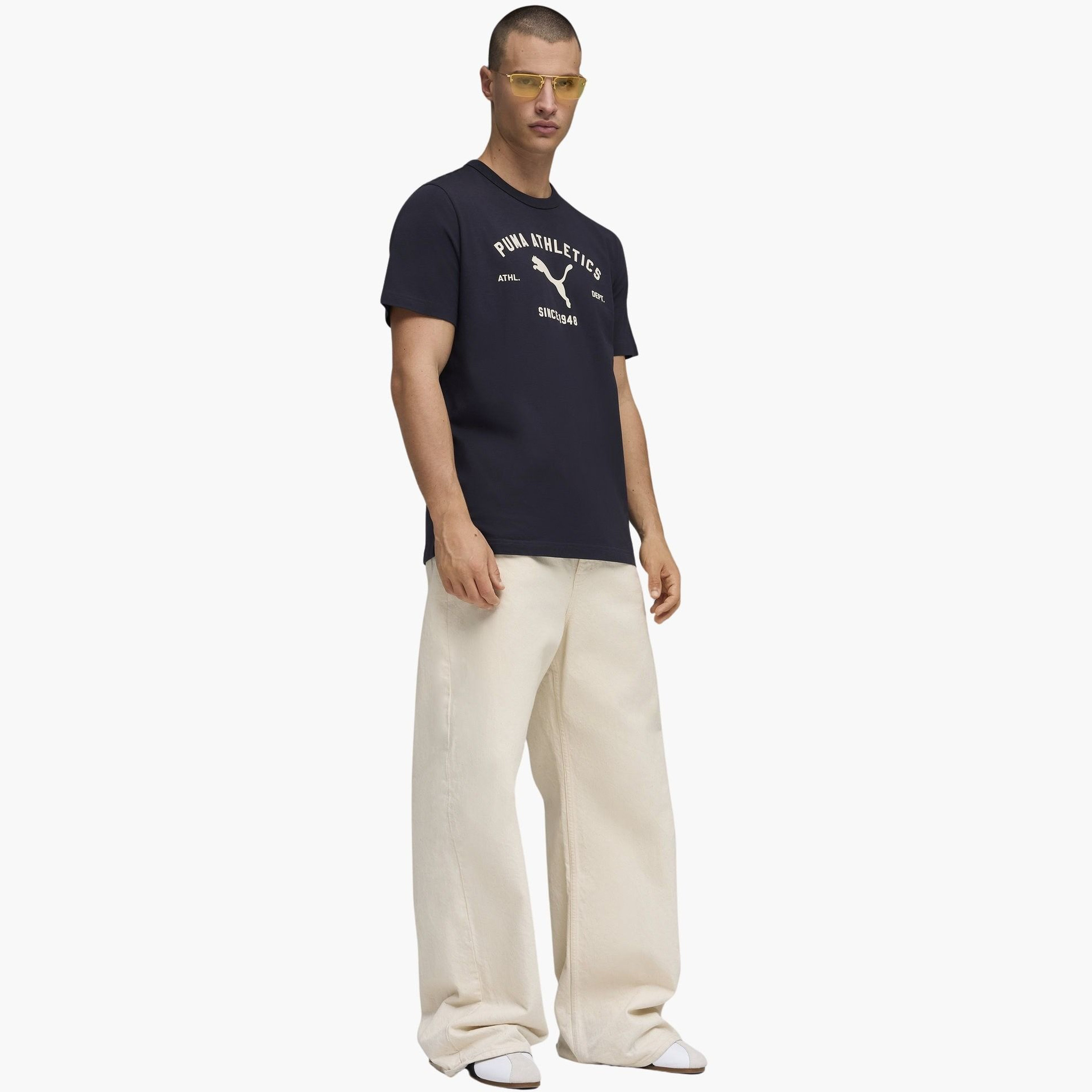 Puma Men CLASS Graphic Short Sleeves Tee-men-clothing-sportswearandactivewear-tshirtsandpolos-image-2