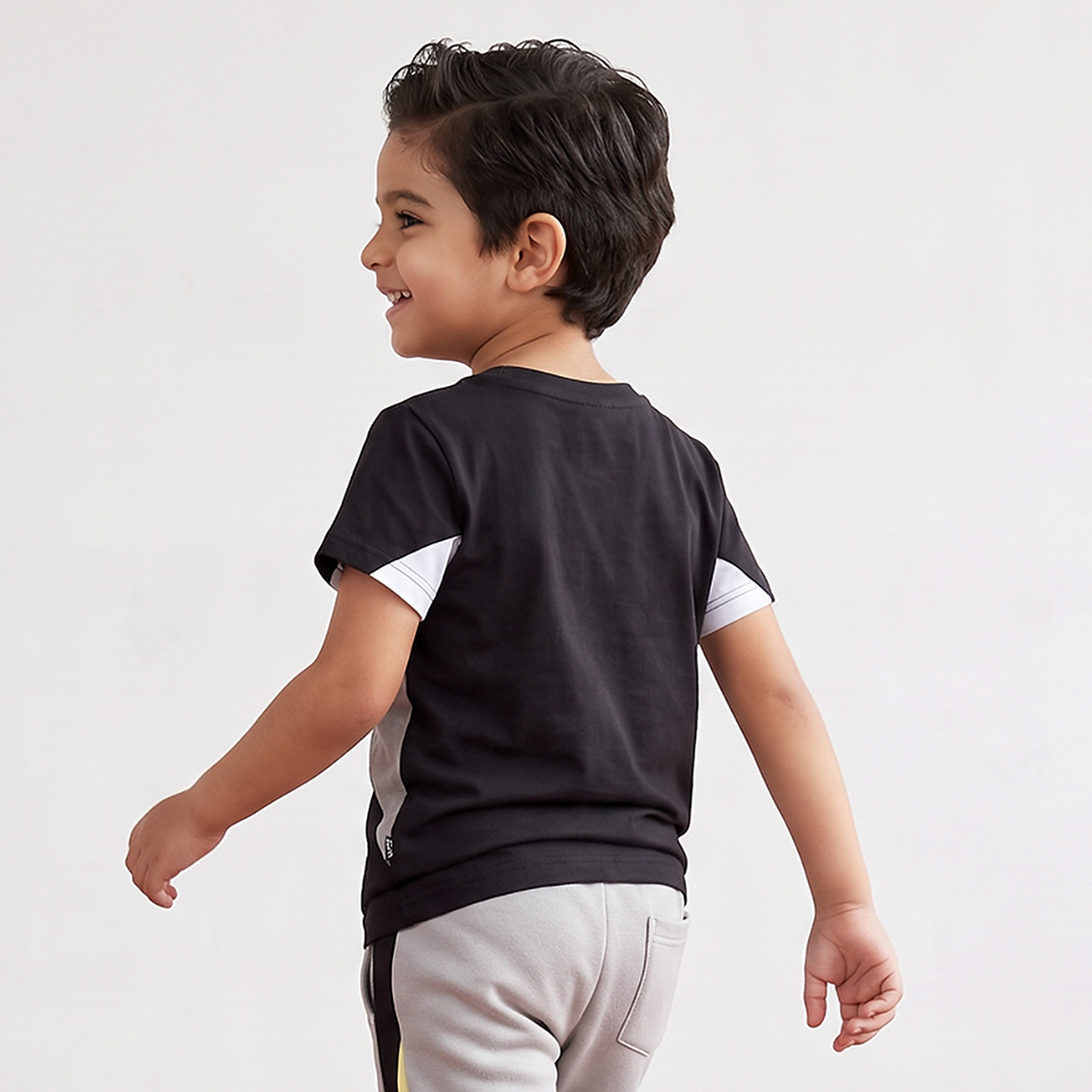 تيشيرت بياقة مستديرة وأكمام قصيرة بألواح وقوالب ملونة من بوما-boys-clothing-tshirtsandpolos-image-2