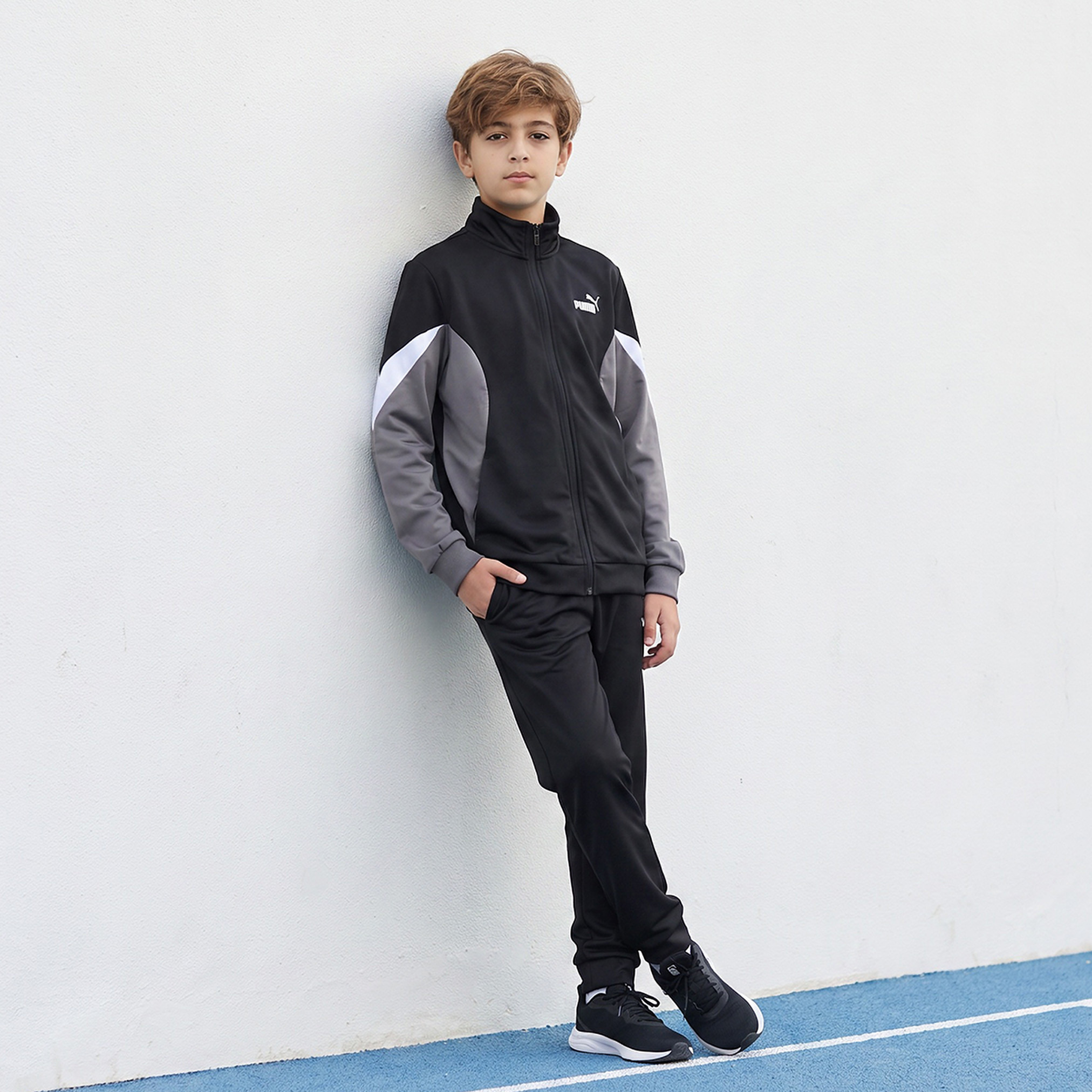 PUMA High Neck Long Sleeves Sweatshirt and Joggers Set with Colourblock Design-boys-clothing-sportswear-sets-image-1