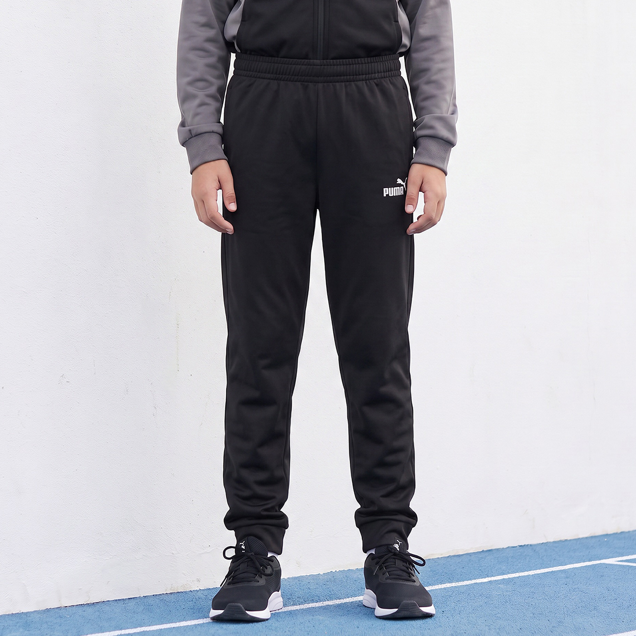 PUMA High Neck Long Sleeves Sweatshirt and Joggers Set with Colourblock Design-boys-clothing-sportswear-sets-image-4