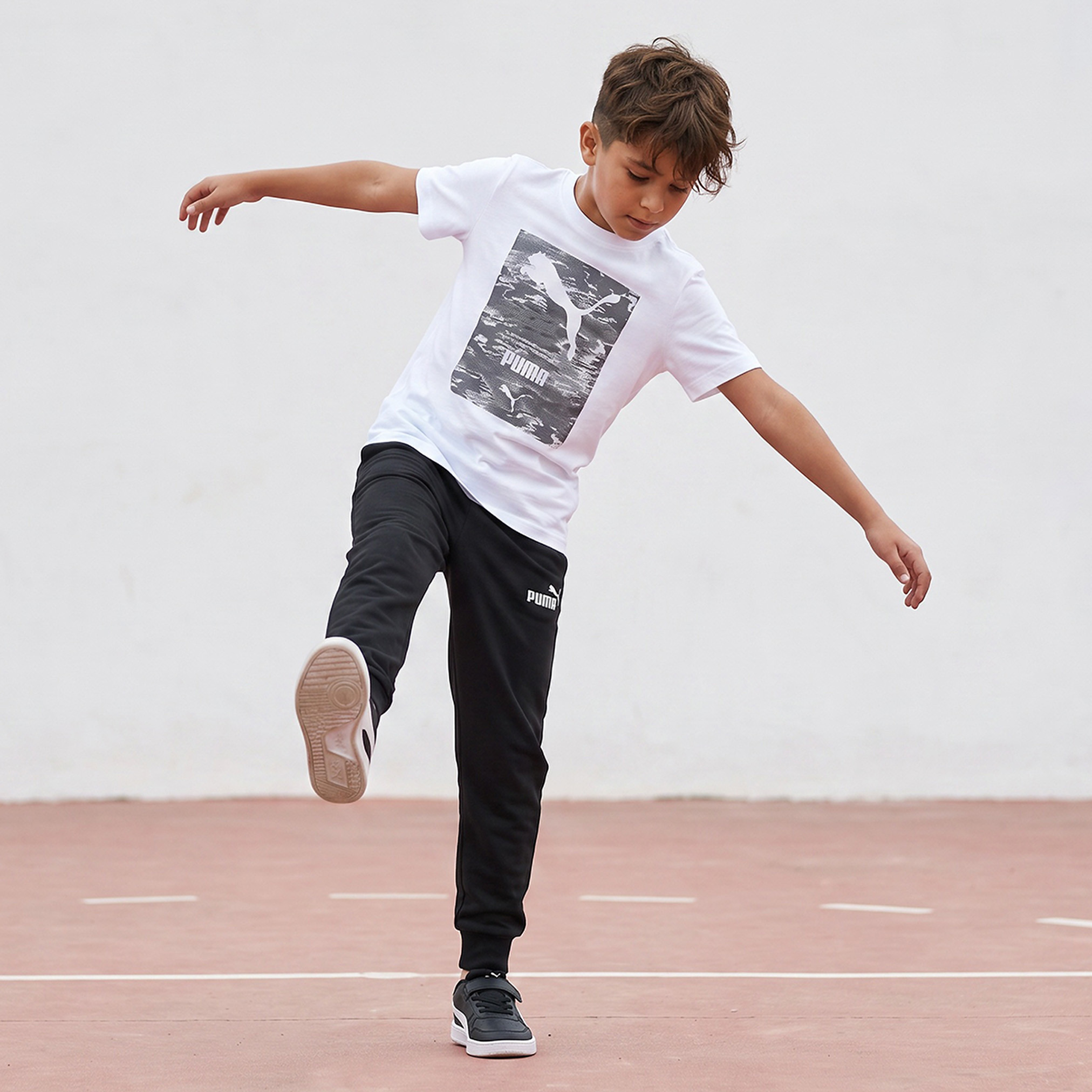 تيشيرت بياقة ضيقة وأكمام قصيرة وطبعات شعار من بوما-boys-clothing-tshirtsandpolos-image-3
