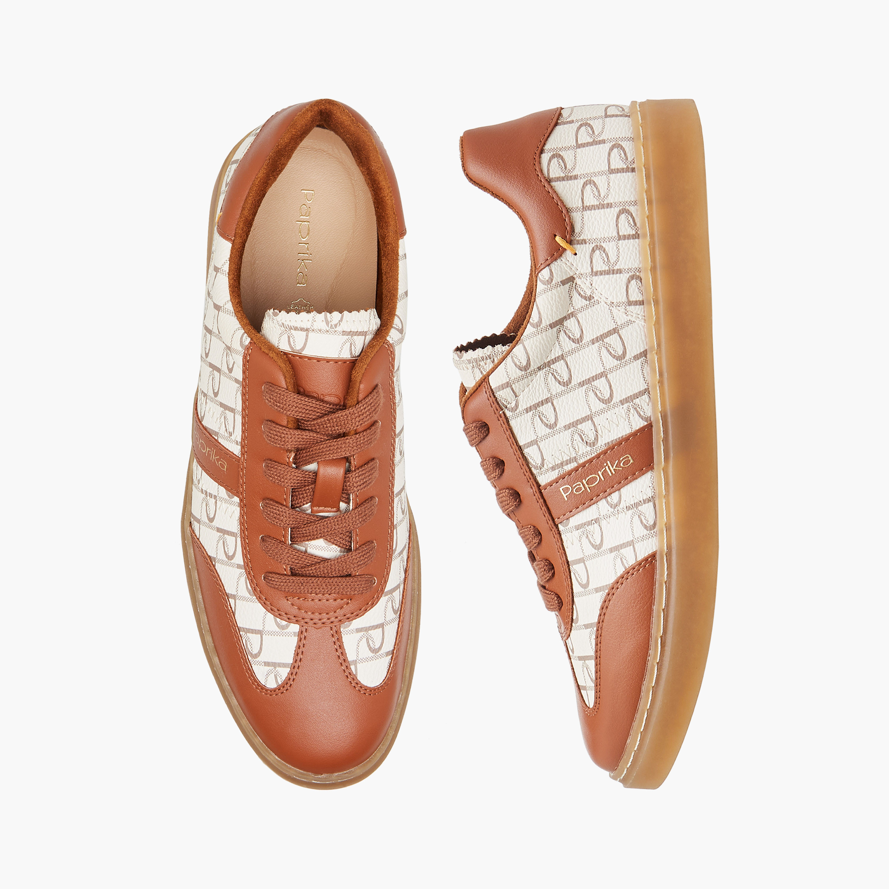 حذاء سنيكرز برباط إغلاق وطبعات مونوجرام من بابريكا-women-shoes-sneakers-image-6