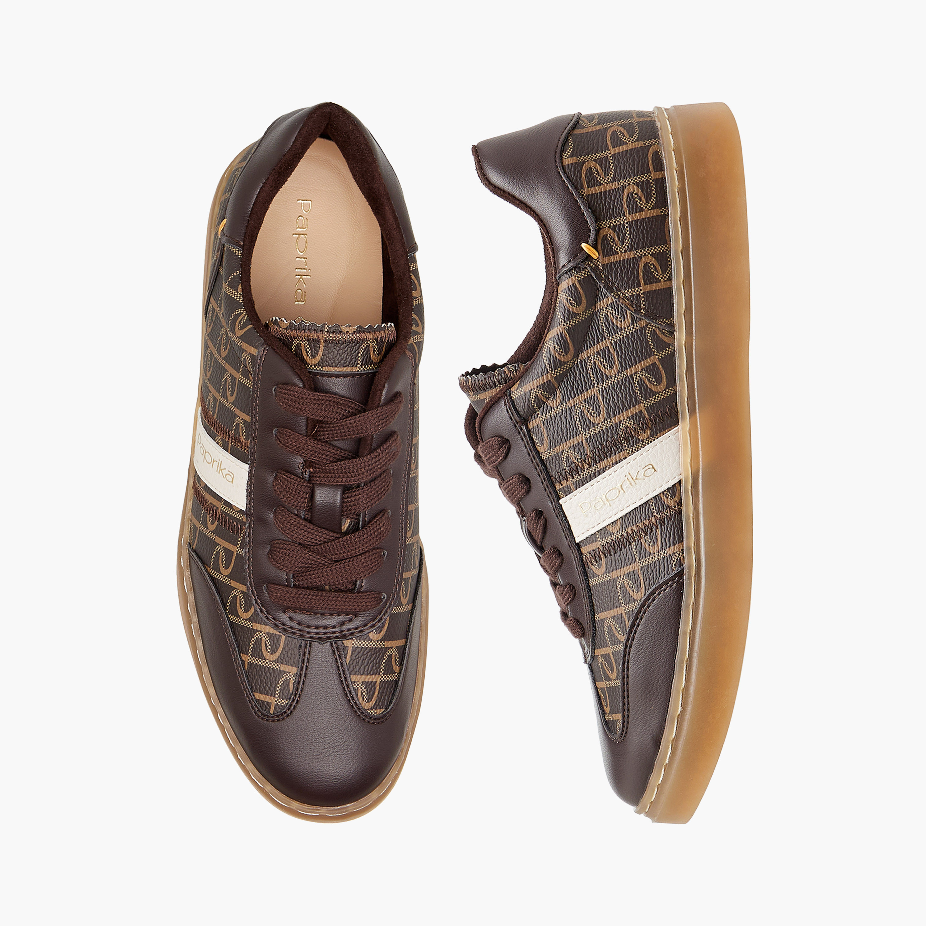 حذاء سنيكرز برباط إغلاق وطبعات مونوجرام من بابريكا-women-shoes-sneakers-image-1