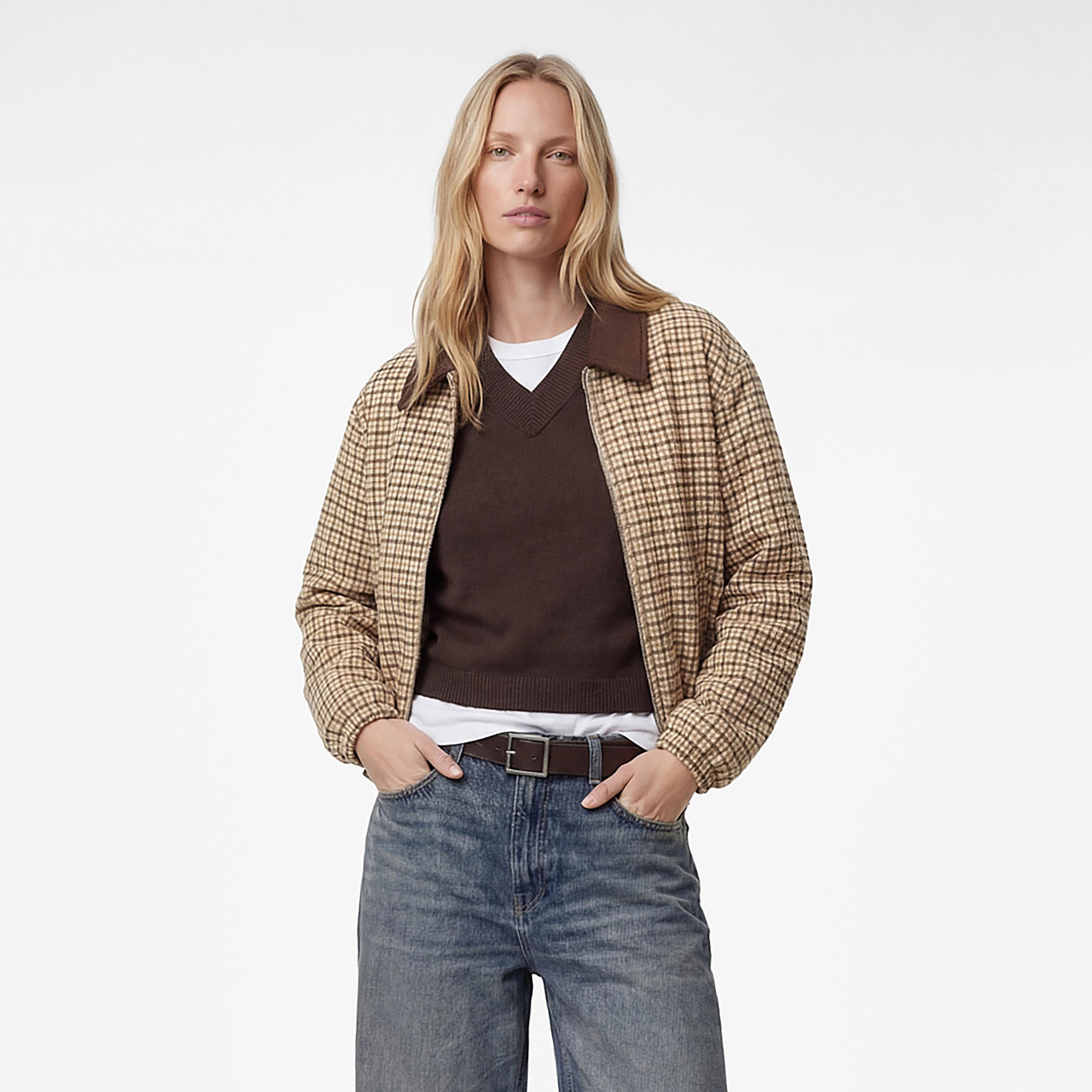 جاكيت نسائي بياقة وتصميم مربعات (كاروهات) بلون بني من كوتون-women-winterwear-coatsandjackets-jackets-image-1