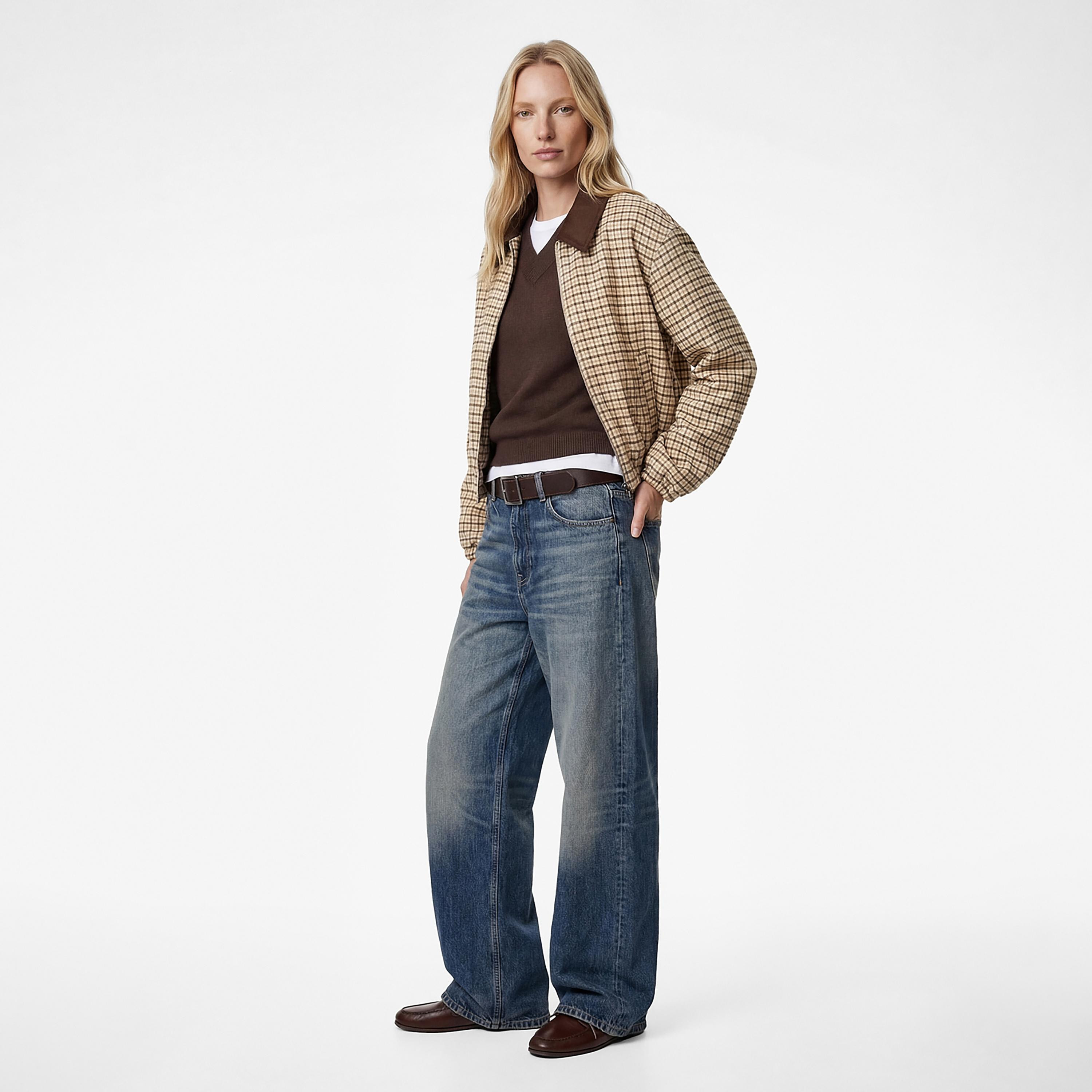 جاكيت نسائي بياقة وتصميم مربعات (كاروهات) بلون بني من كوتون-women-winterwear-coatsandjackets-jackets-image-2