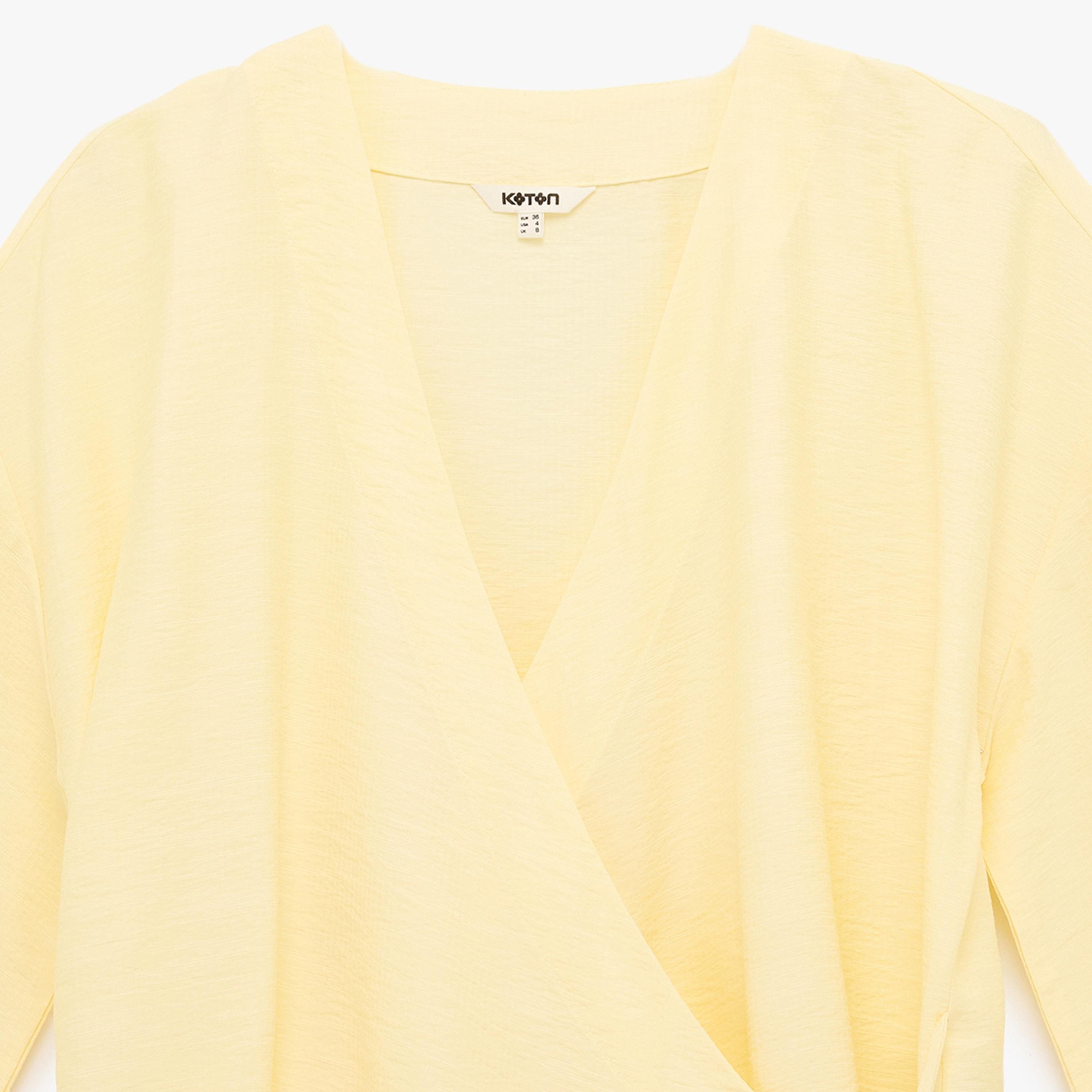 كيمونو نسائي من قماش بارز بفتحة رقبة متقاطعة بلون أصفر من كوتون-women-clothing-shirtsandblouses-blouses-image-6