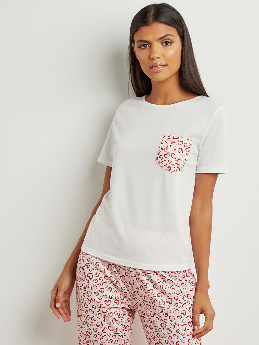 مجموعة من تيشيرت مطبوع وبنطلون بيجاما من ستايلي-women-clothing-nightwear-pyjamas-bottoms-image-2