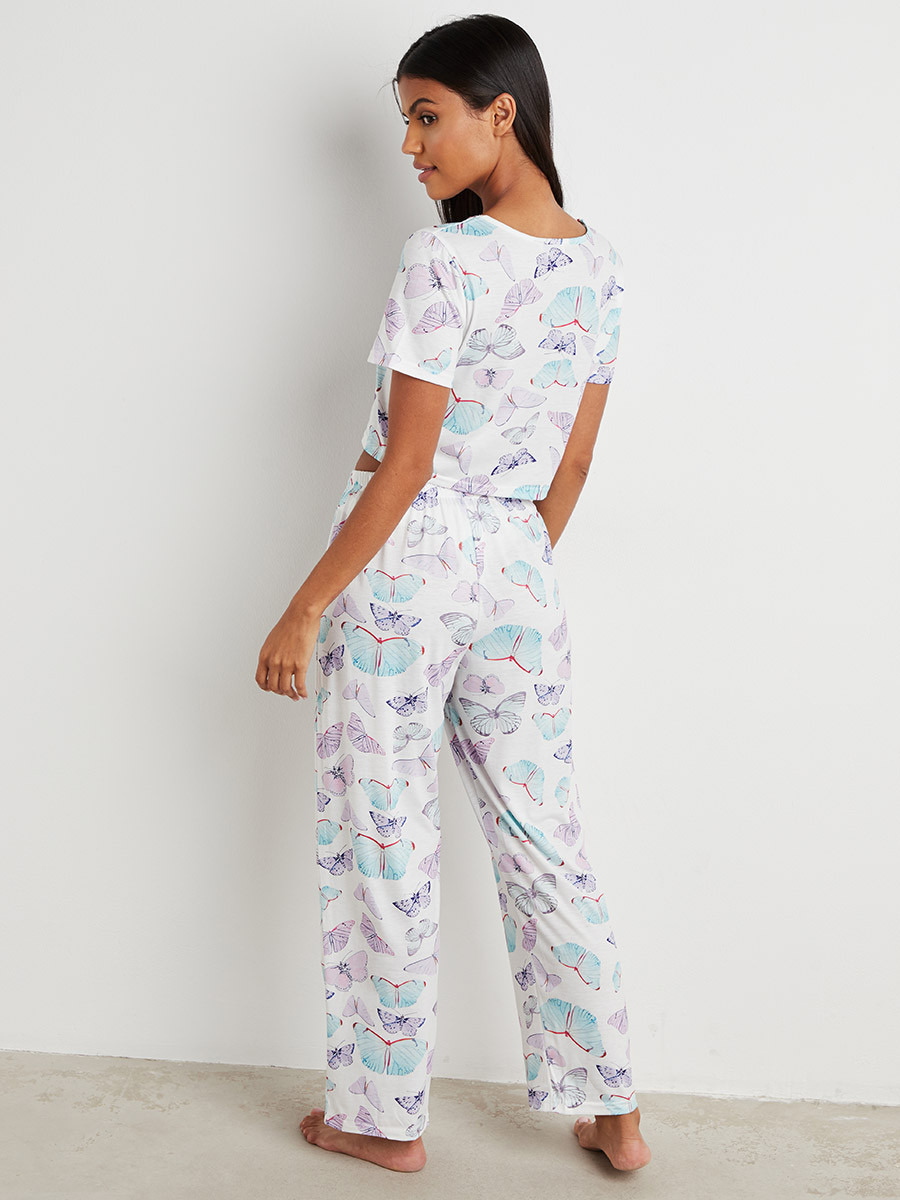 Styli AOP Pastel Butterfly Crop T-shirt and Straight Pyjama Set-women-clothing-nightwear-pyjamas-bottoms-image-4