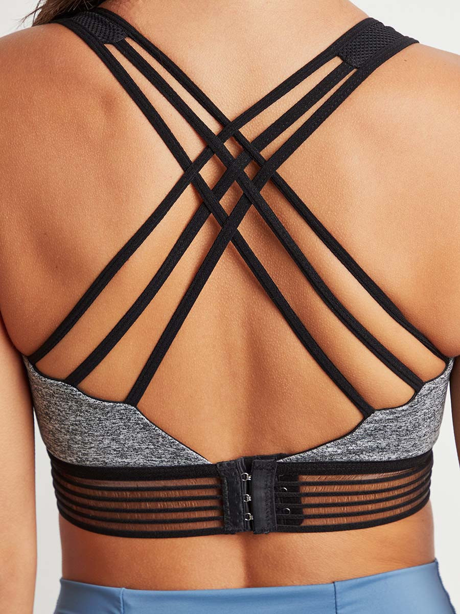 Styli Contrast Striped Hem Sports Bra with Strappy Back-women-clothing-sportswearandactivewear-sportsbras-image-5