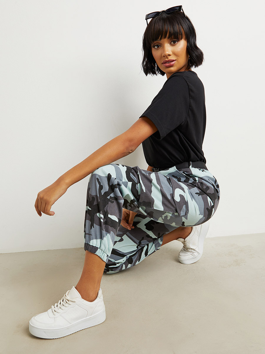 Styli Camo Print Cargo with Clip Buckle Belt-women-clothing-trousers-image-2
