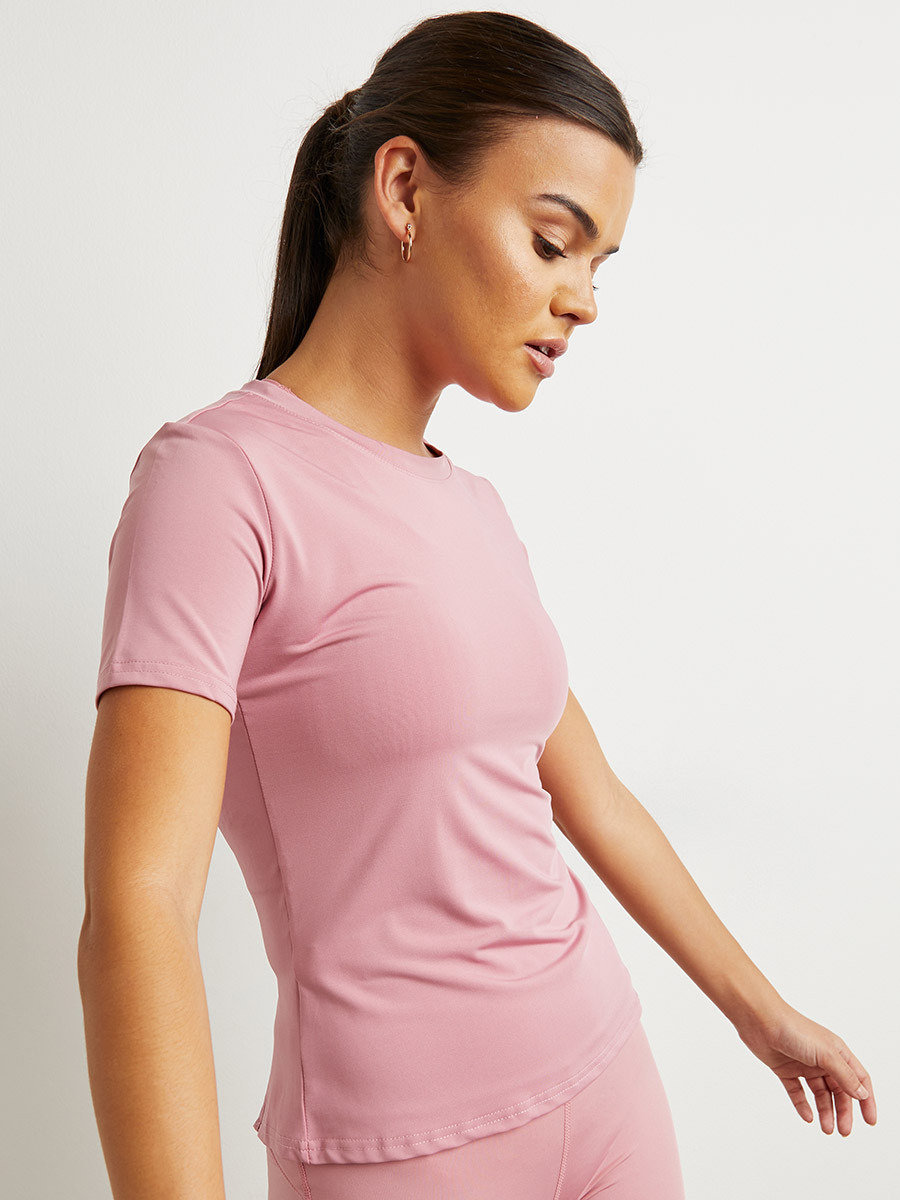 بلوزة بتفاصيل خلفية من ستايلي-sports-women-clothing-tshirtsandvests-image-2