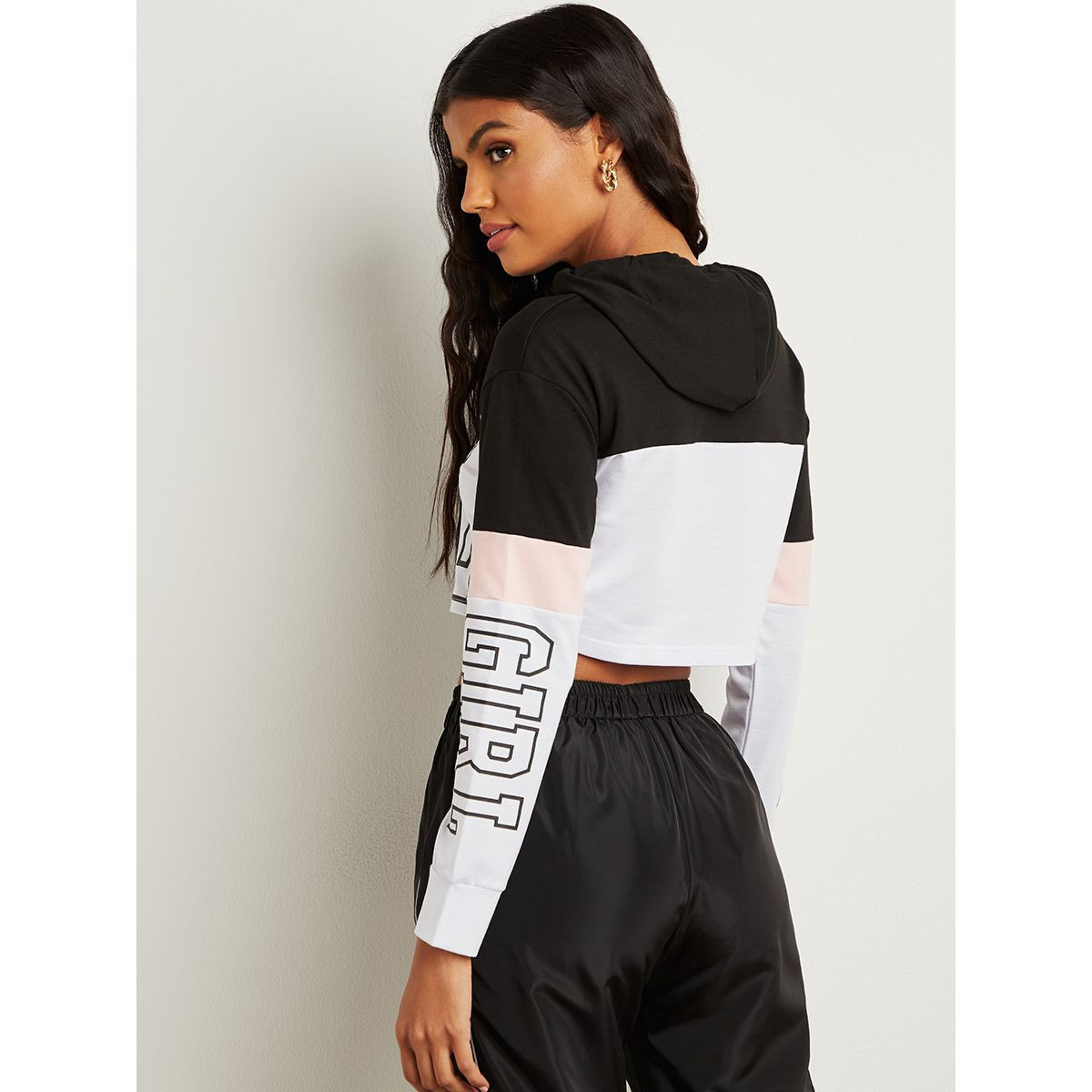 هودي مطبوع بقصة قصيرة من ستايلي-women-clothing-hoodiesandsweatshirts-hoodies-image-5