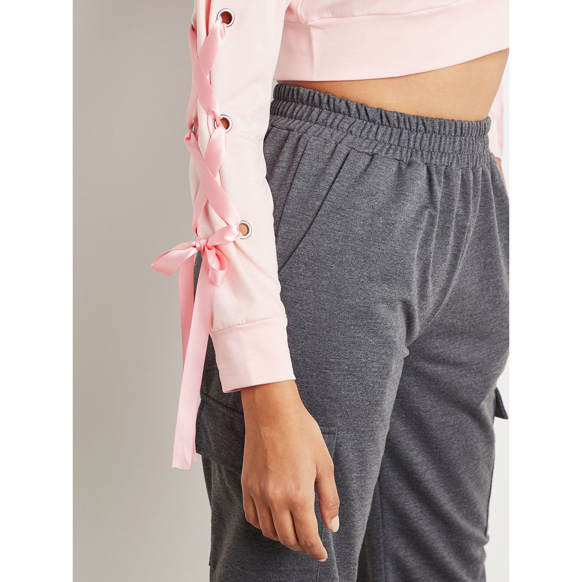 تيشيرت قصير بأكمام طويلة من ستايلي-women-clothing-hoodiesandsweatshirts-sweatshirts-image-4