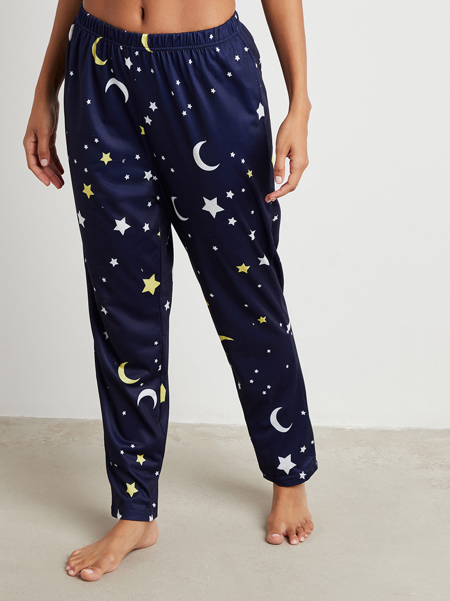 مجموعة من تيشيرت وبنطلون بيجاما من ستايلي-women-clothing-nightwear-pyjamas-bottoms-image-4