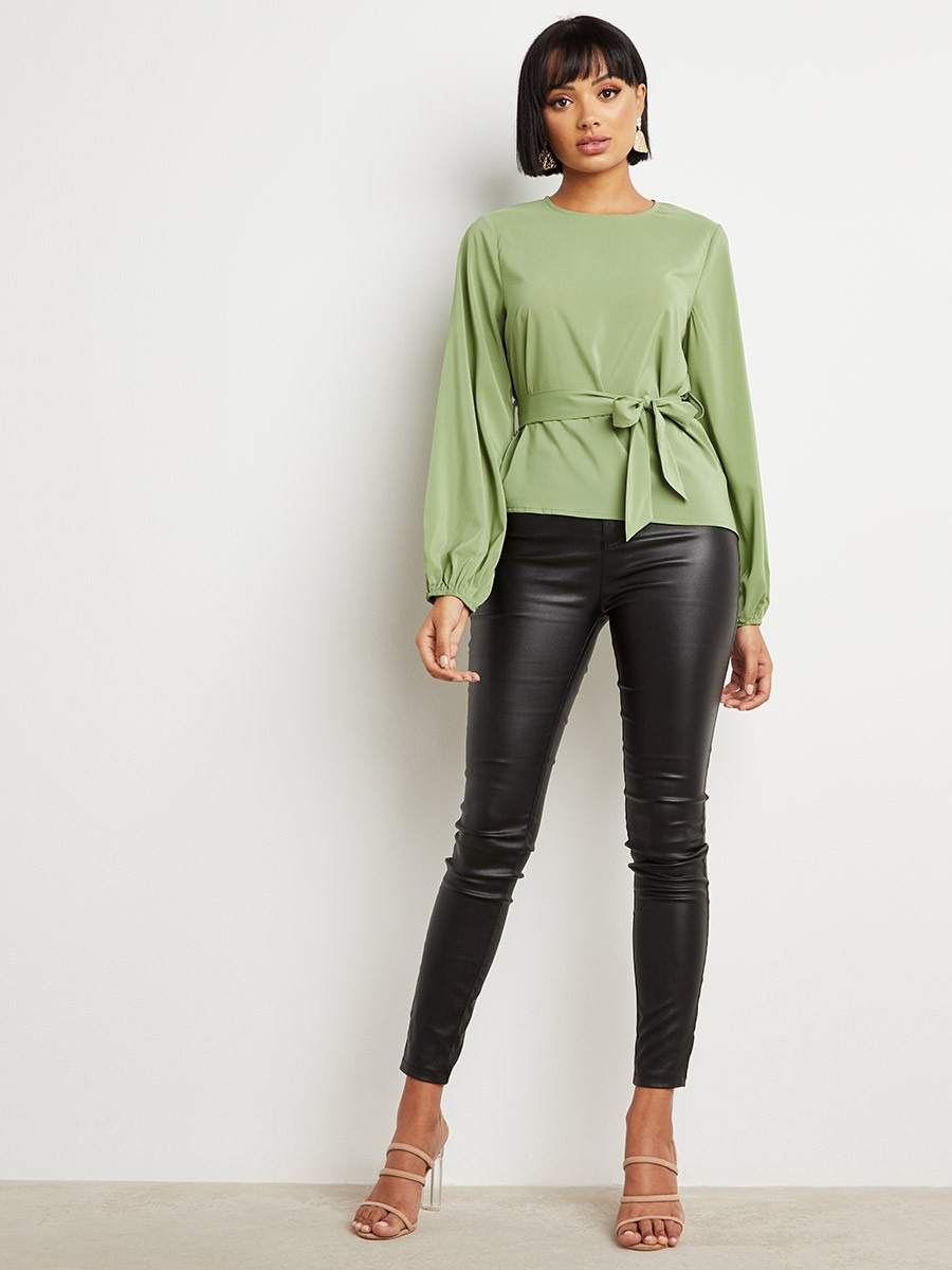 بلوزة بأكمام طويلة وربطة خصر من ستايلي-women-clothing-shirtsandblouses-blouses-image-2