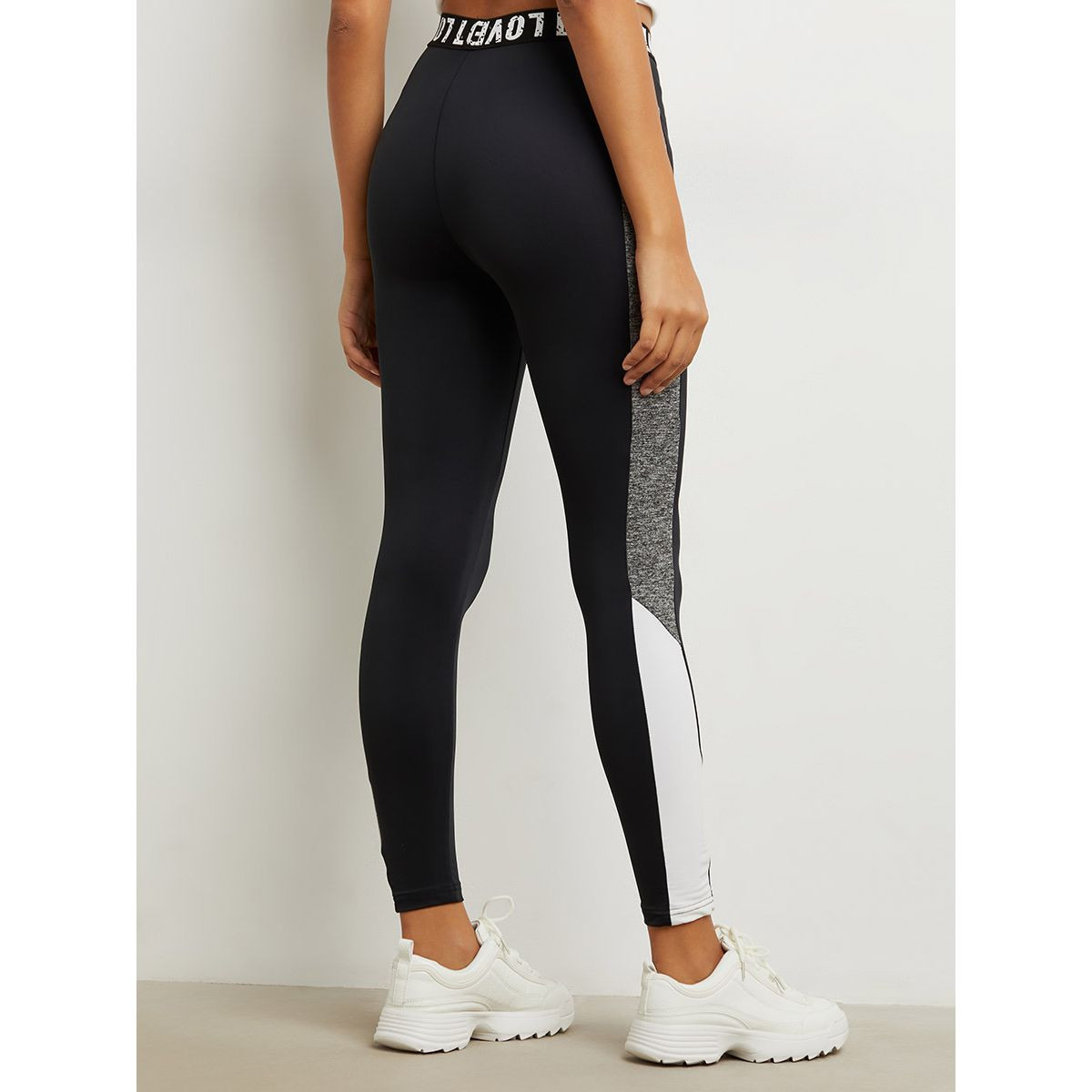 ليقنز بتفاصيل جانبية من ستايلي-women-clothing-leggings-image-3