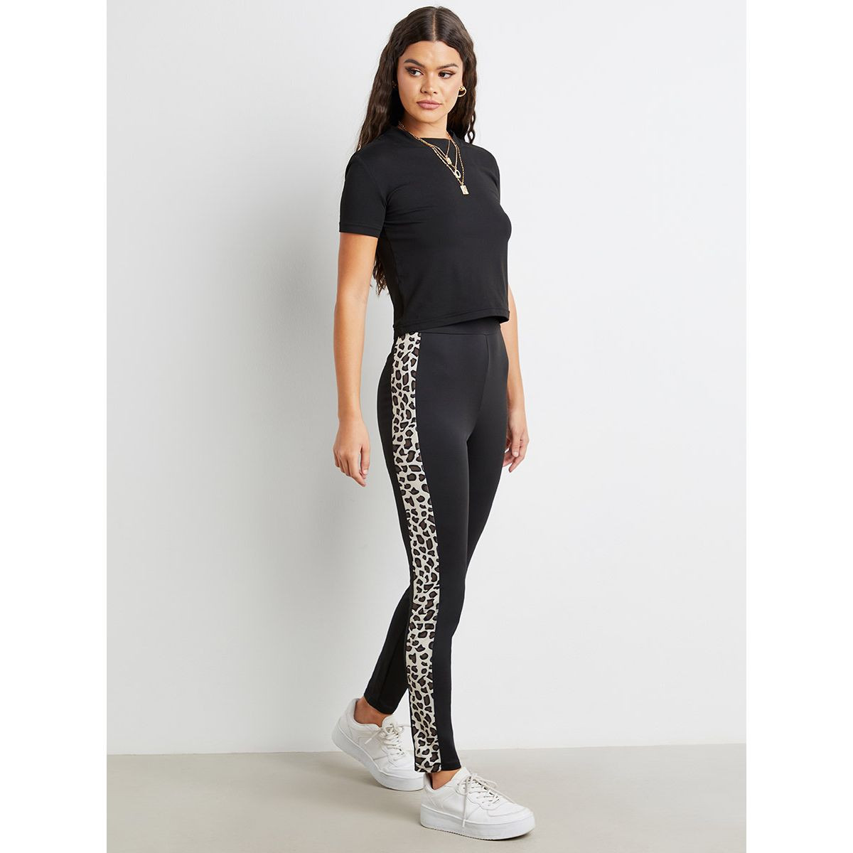 ليقنز مطبوع بتفاصيل جانبية من ستايلي-women-clothing-leggings-image-2