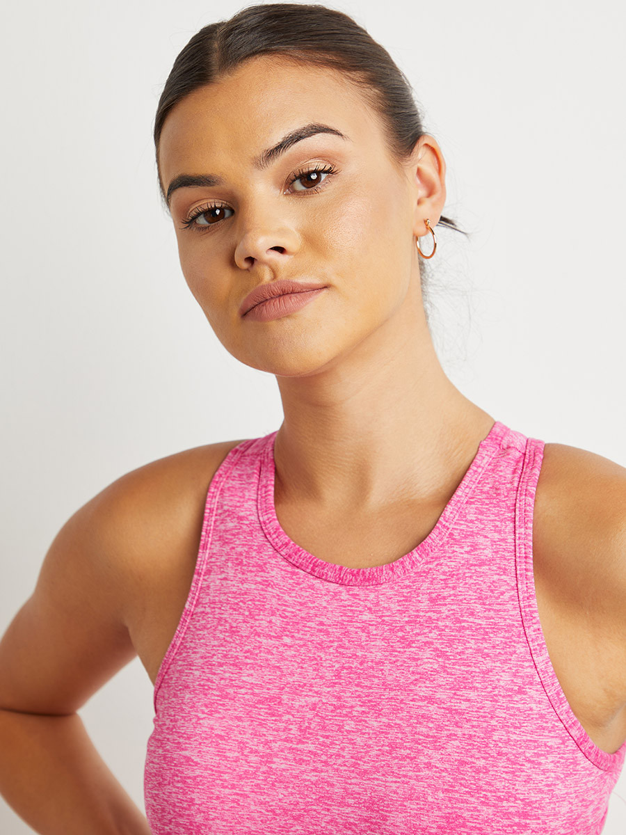 صدرية رياضية بتفاصيل خلفية من ستايلي-women-clothing-sportswearandactivewear-sportsbras-image-4