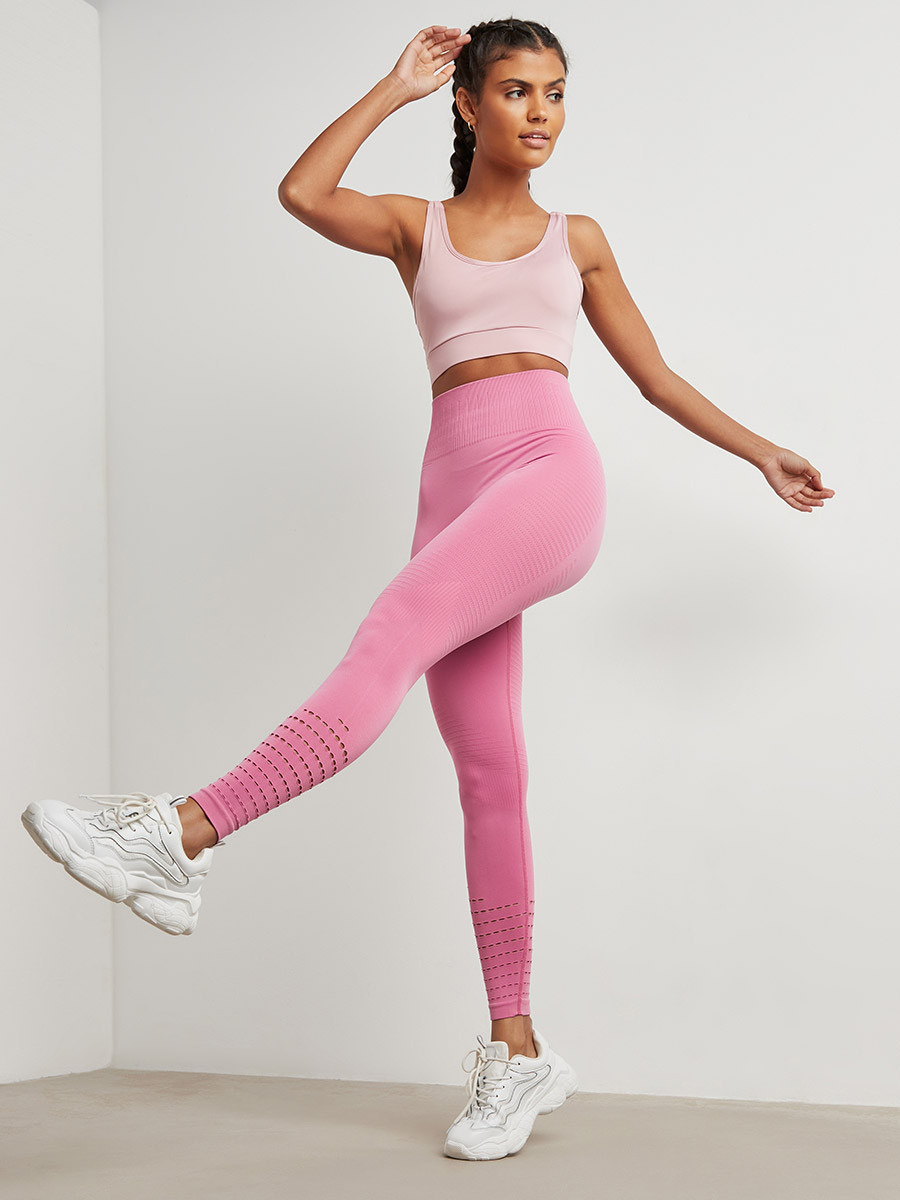 صدرية رياضية بتفاصيل شبكية من ستايلي-women-clothing-sportswearandactivewear-sportsbras-image-2