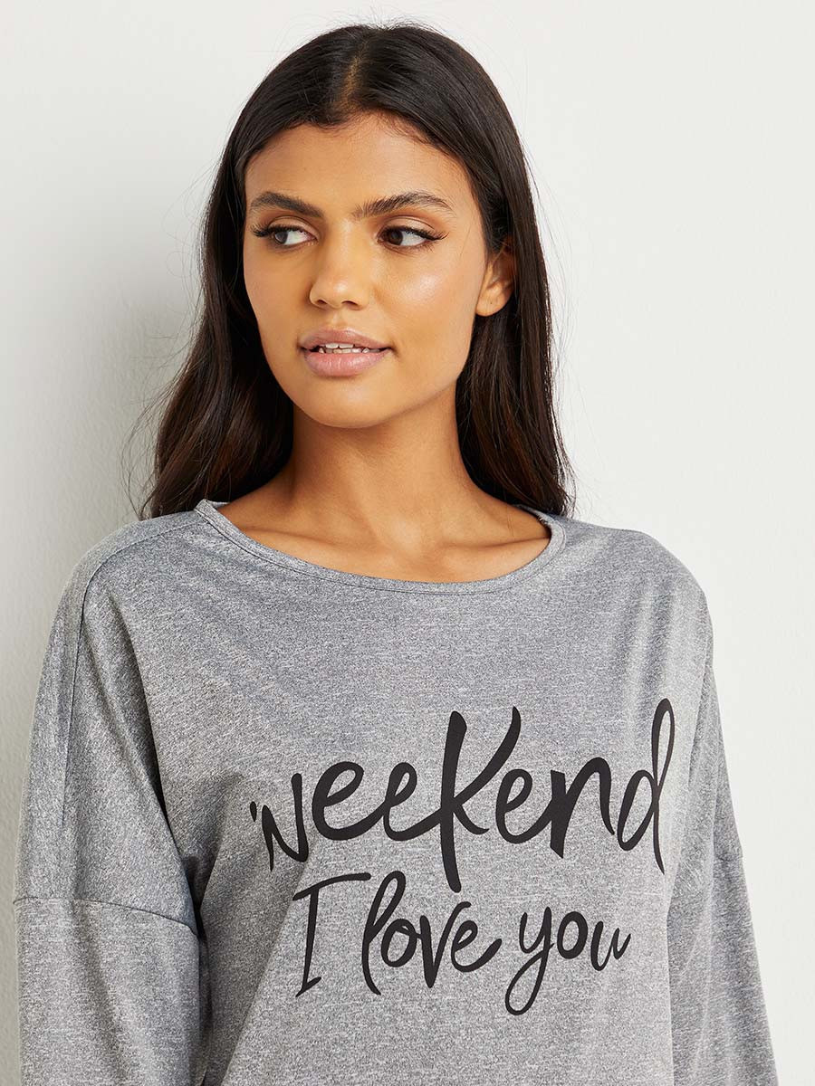 Styli Weekend I Love You Slogan Print Top and Cuffed Pants Lounge Set-women-clothing-nightwear-pyjamas-bottoms-image-4