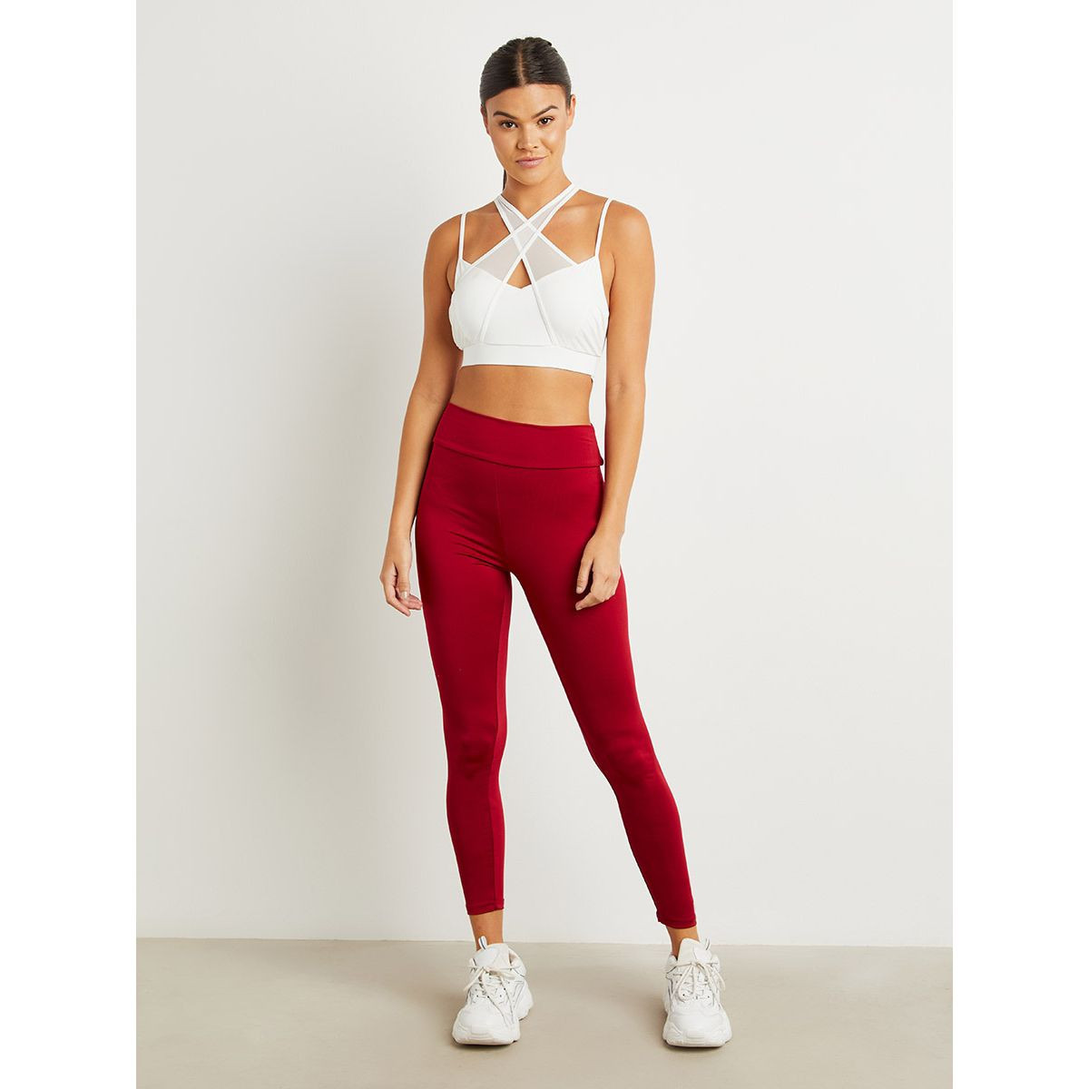صدرية رياضية بتفاصيل شبكية من ستايلي-sports-women-clothing-sportsbras-image-3