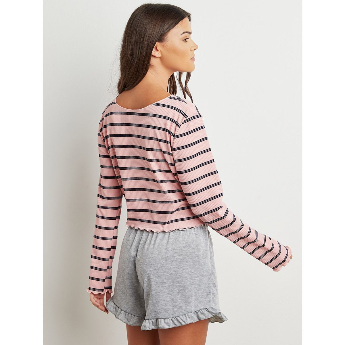 مجموعة من بلوزة مخططة وشورت من ستايلي-women-clothing-nightwear-pyjamas-longsets-image-3
