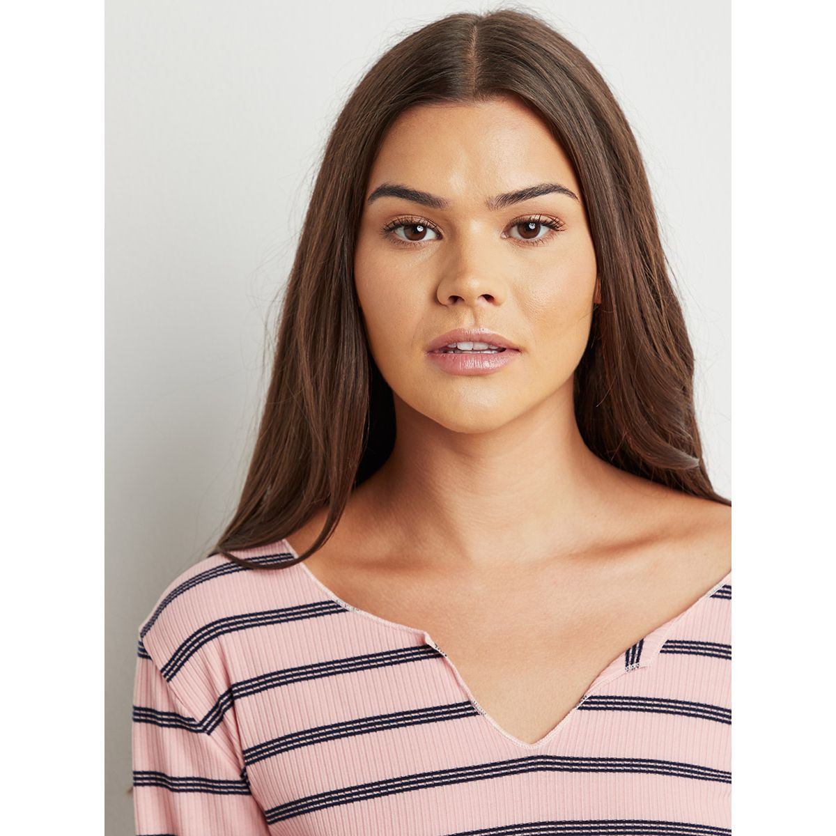مجموعة من بلوزة مخططة وشورت من ستايلي-women-clothing-nightwear-pyjamas-longsets-image-4