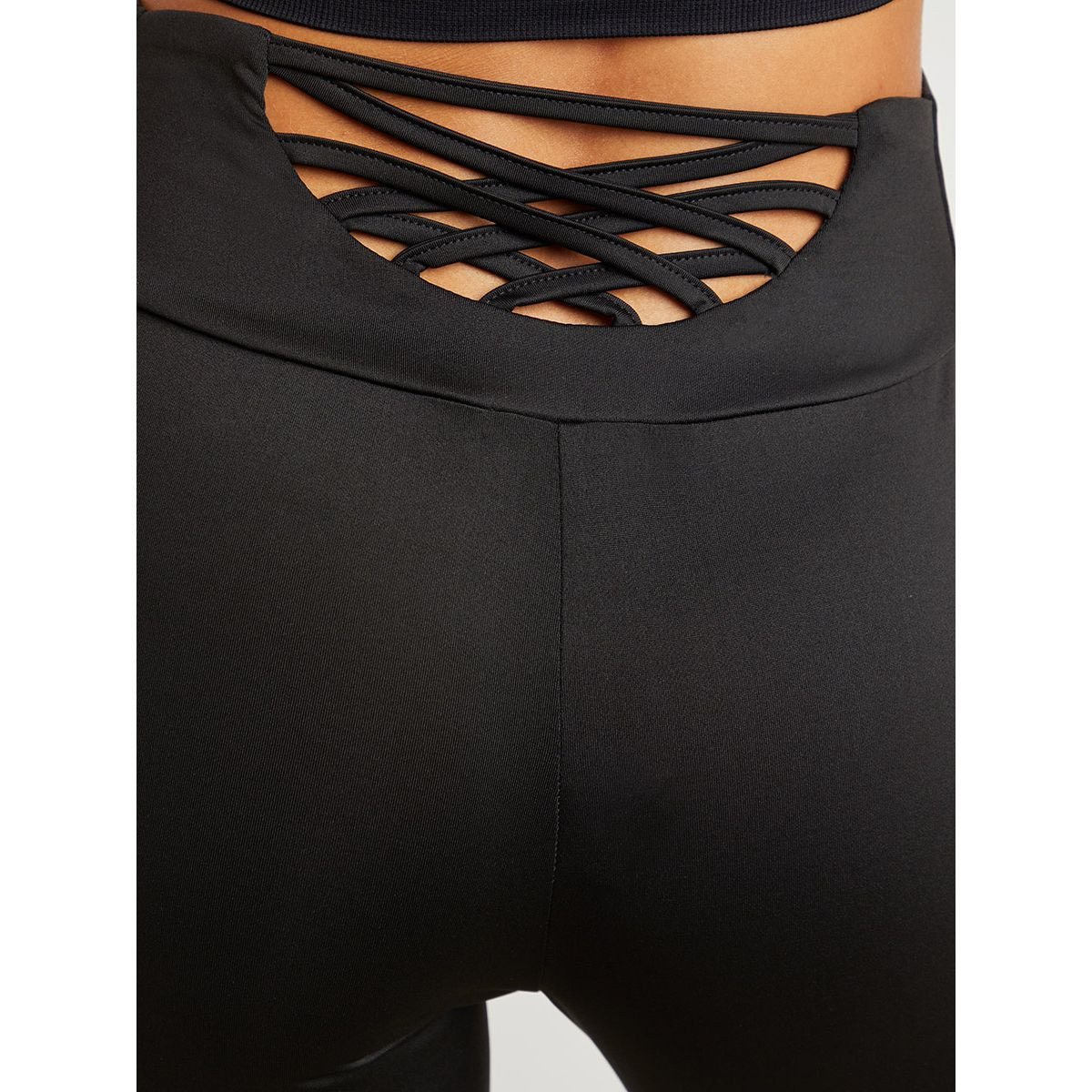 ليقنز بتفاصيل خلفية من ستايلي-women-clothing-bottoms-leggings-image-3