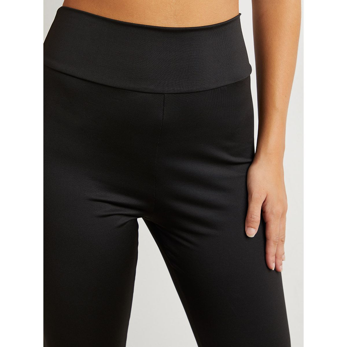 ليقنز بتفاصيل خلفية من ستايلي-women-clothing-bottoms-leggings-image-6