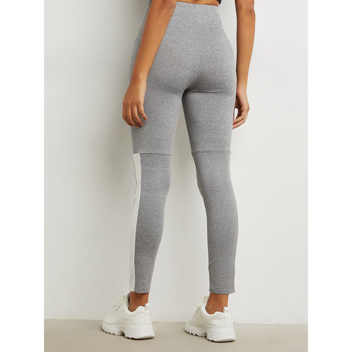 ليقنز مخطط بخصر مطاطي من ستايلي-women-clothing-leggings-image-3