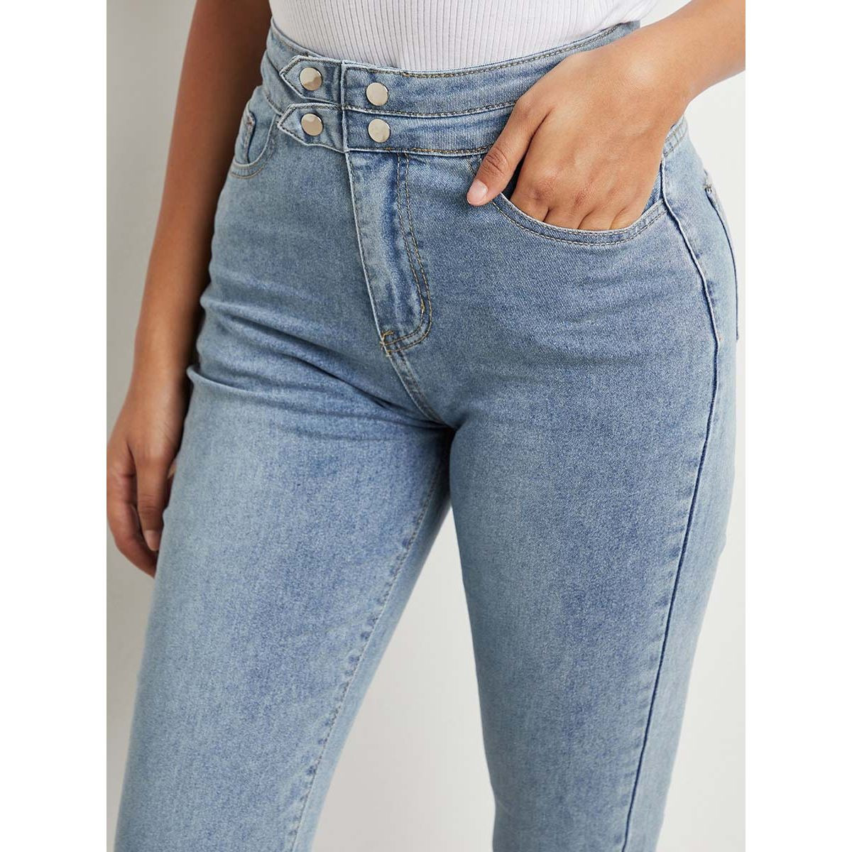 Styli Raw Hem Skinny Jeans with Button Waist Detail-women-clothing-bottoms-jeans-image-3