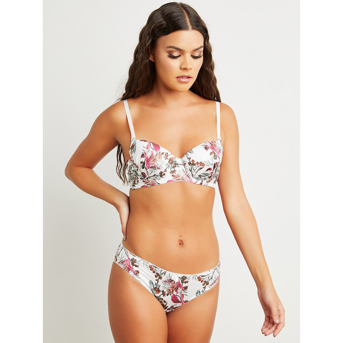 مجموعة من صدرية مطبوعة وبيكيني من ستايلي-women-clothing-lingerie-lingeriesets-image-1
