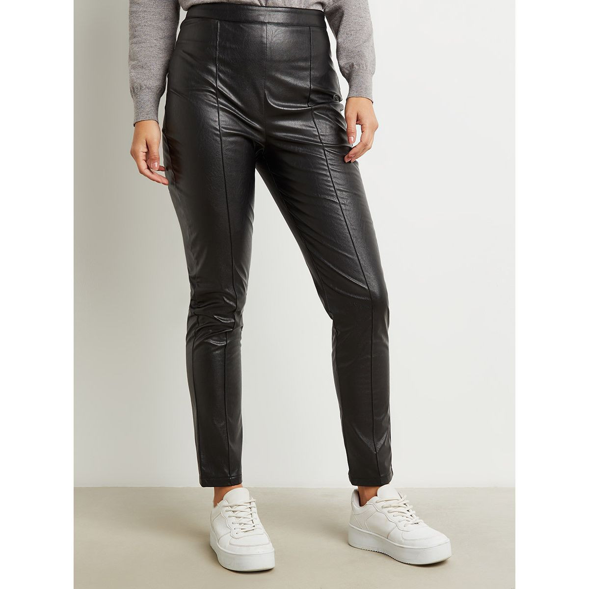 بنطلون جلد اصطناعي بأرجل واسعة من ستايلي-women-clothing-bottoms-trousers-image-1