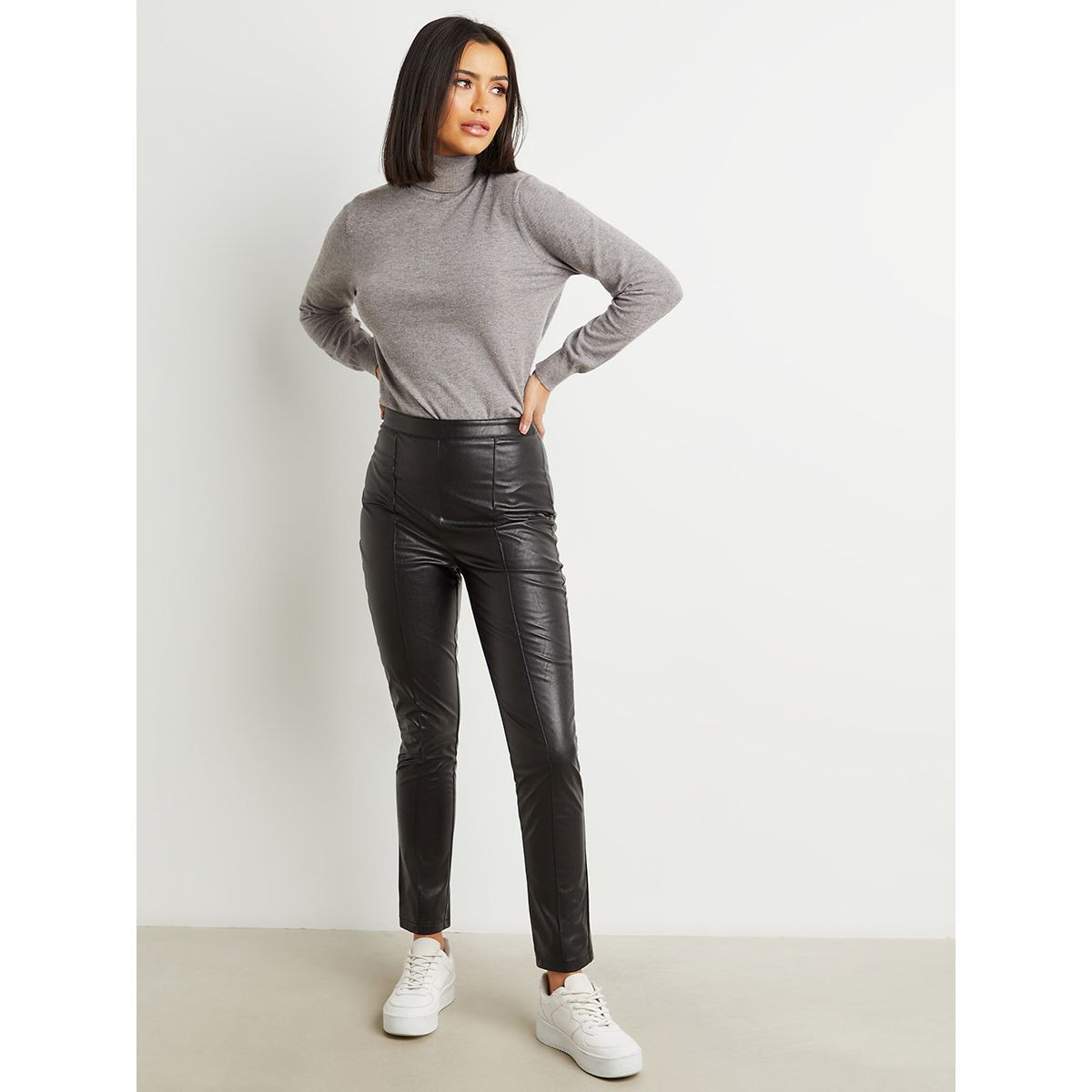 بنطلون جلد اصطناعي بأرجل واسعة من ستايلي-women-clothing-bottoms-trousers-image-2