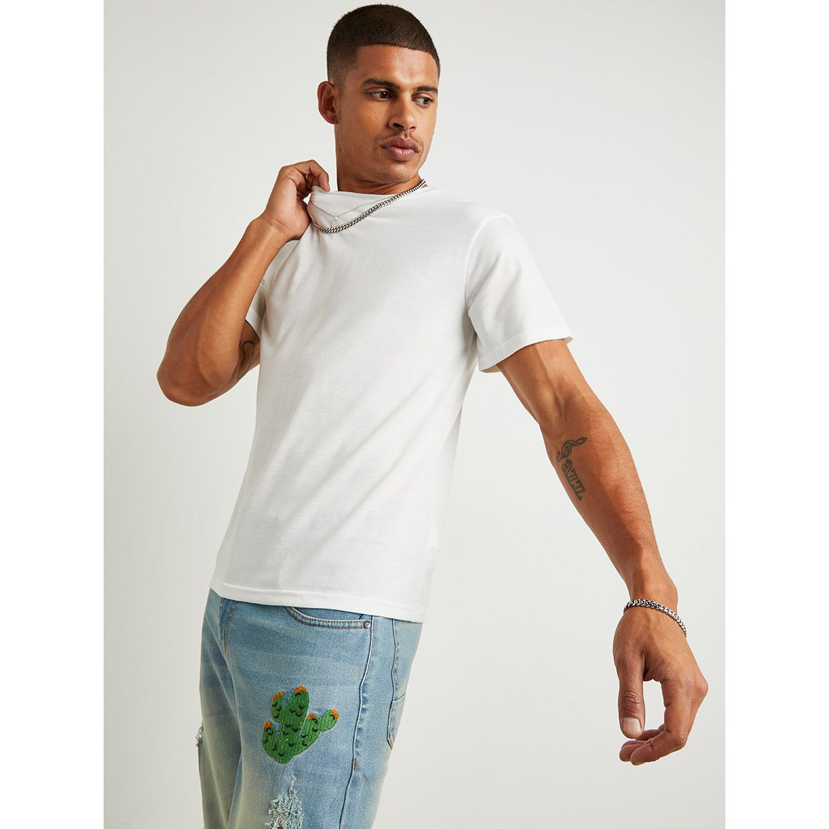 تيشيرت مطبوع بقصة ضيقة من ستايلي-men-clothing-tshirtsandpolos-tshirts-image-2