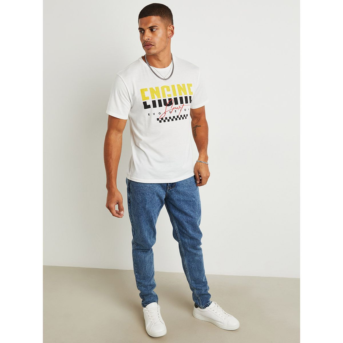 تيشيرت مطبوع بقصة ضيقة من ستايلي-men-clothing-tshirtsandpolos-tshirts-image-2