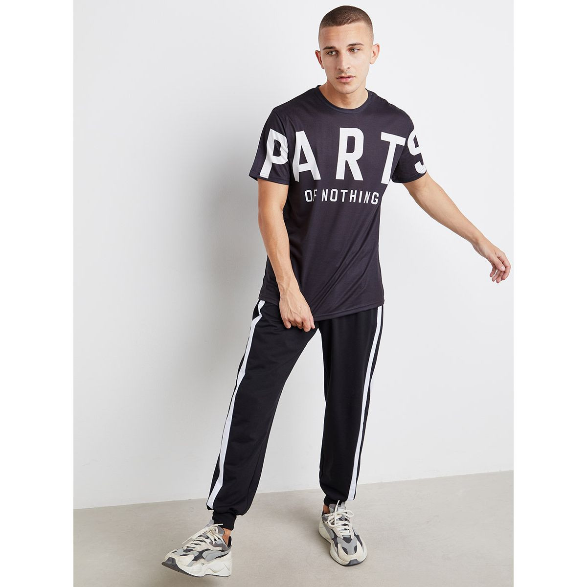تيشيرت بطبعة كتابة من ستايلي-men-clothing-tshirtsandpolos-tshirts-image-2
