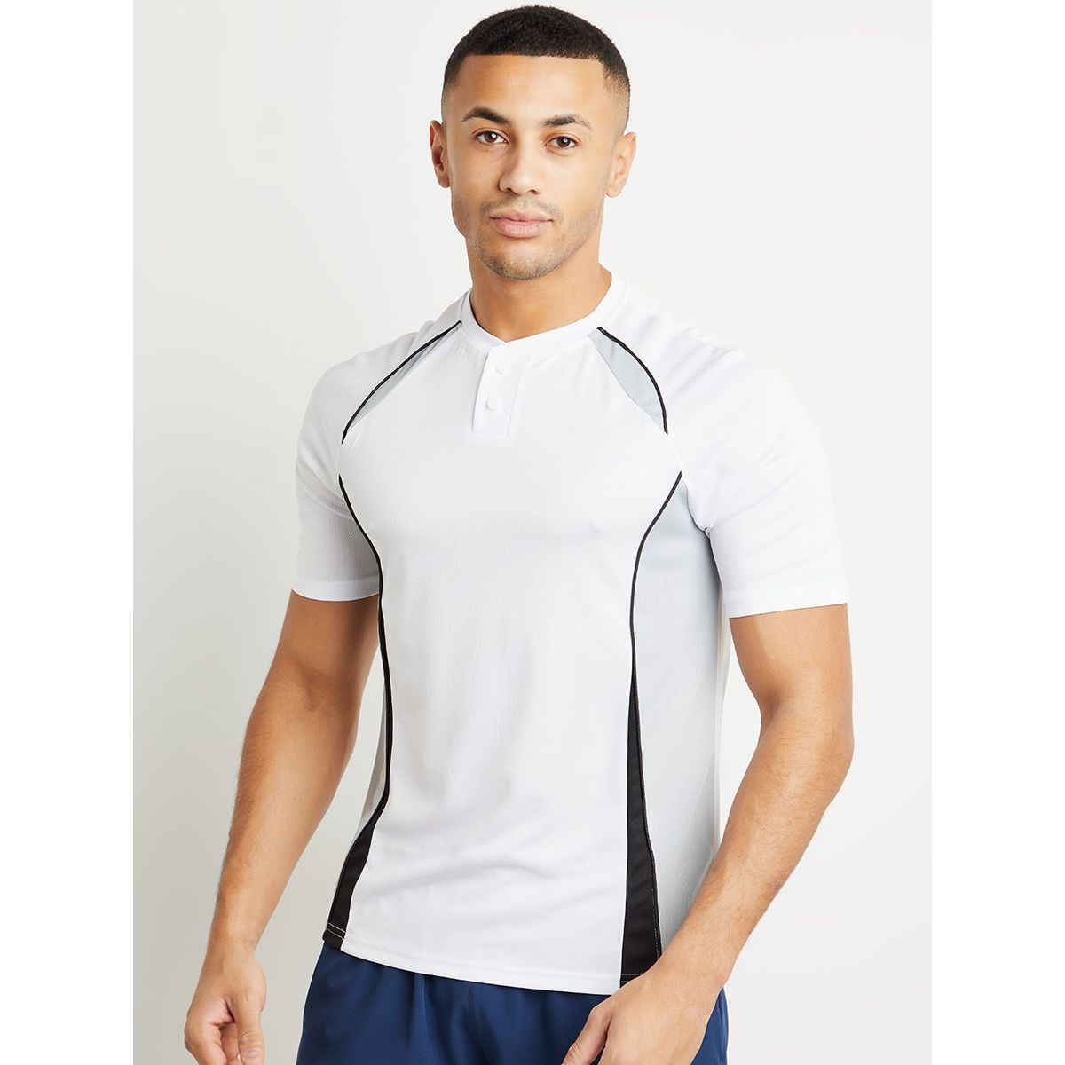 تيشيرت بولو بنمط كتل الألوان من ستايلي-men-clothing-sportswearandactivewear-tshirtsandpolos-image-1