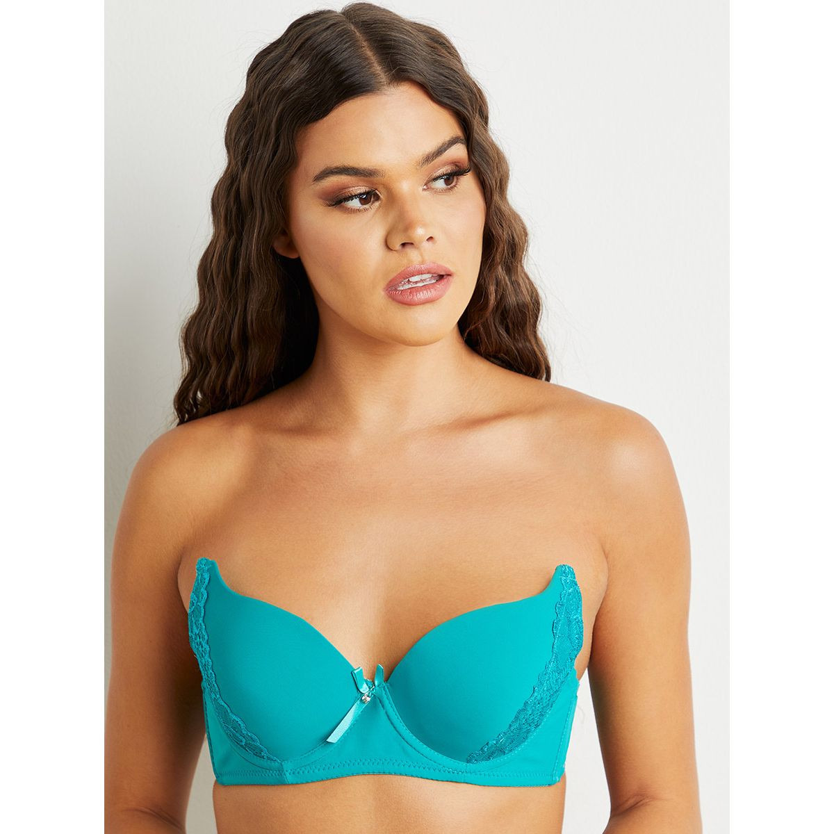 مجموعة من صدرية بتفاصيل دانتيل وسروال دخلي برازيلي من ستايلي-women-clothing-lingerie-bras-image-6