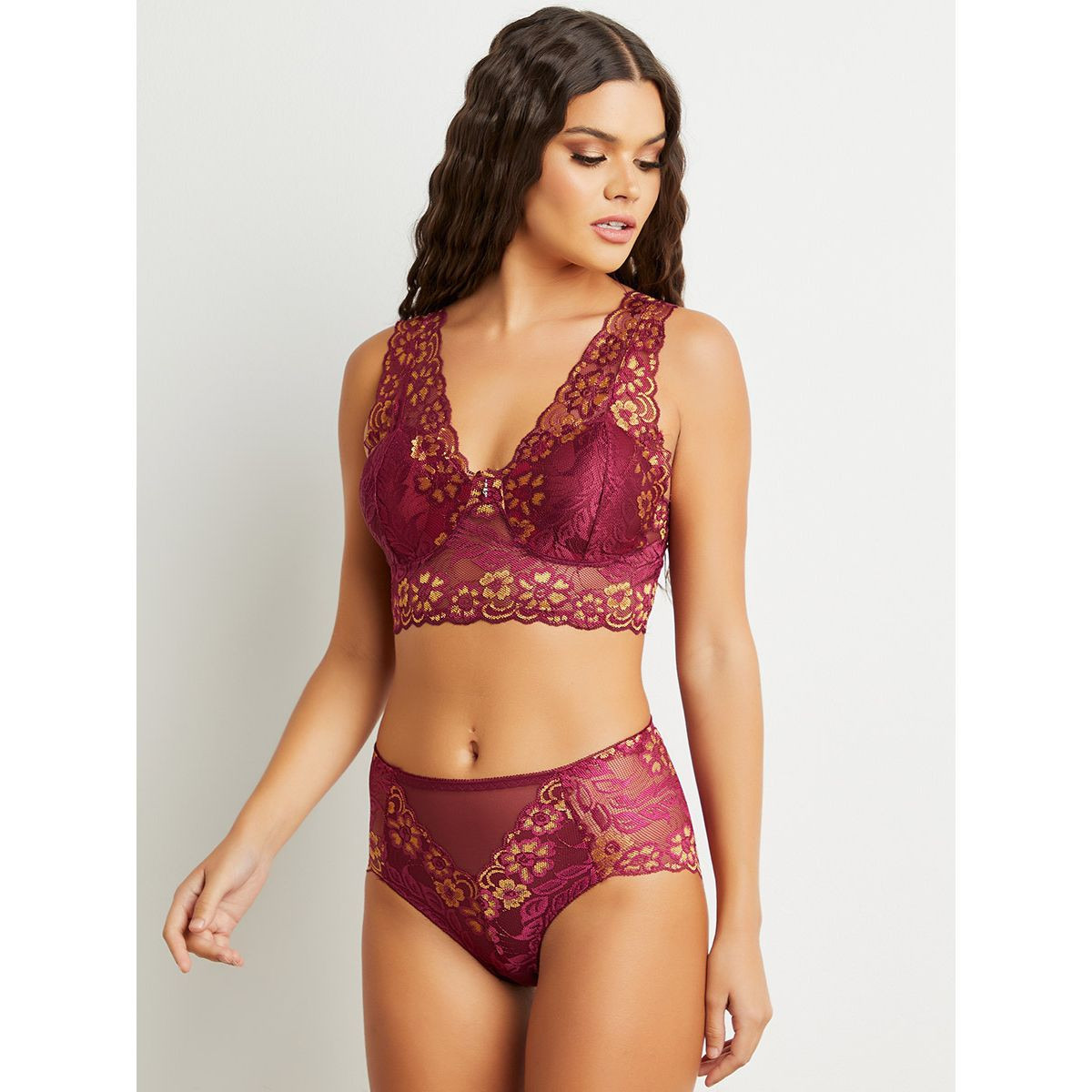 مجموعة من صدرية مبطنة وشورت من ستايلي-women-clothing-lingerie-bras-image-1