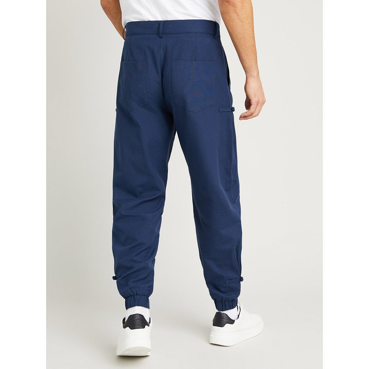 بنطال ساده بازرار وأساور من ستايلي-men-clothing-bottoms-trousersandchinos-trousers-image-5