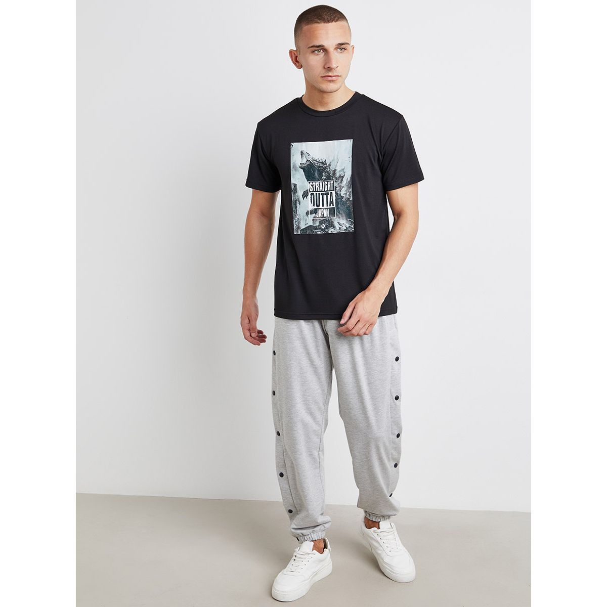 Styli Straight Outta Photo Print Slim Fit T-shirt-men-clothing-tshirtsandpolos-tshirts-image-2