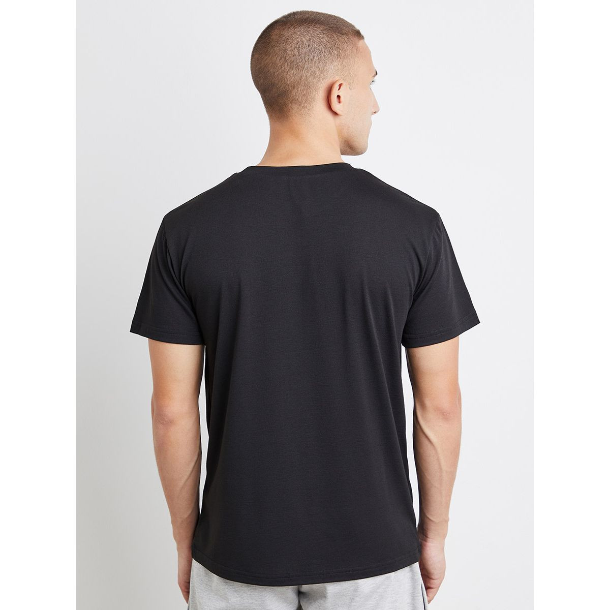 Styli Straight Outta Photo Print Slim Fit T-shirt-men-clothing-tshirtsandpolos-tshirts-image-5