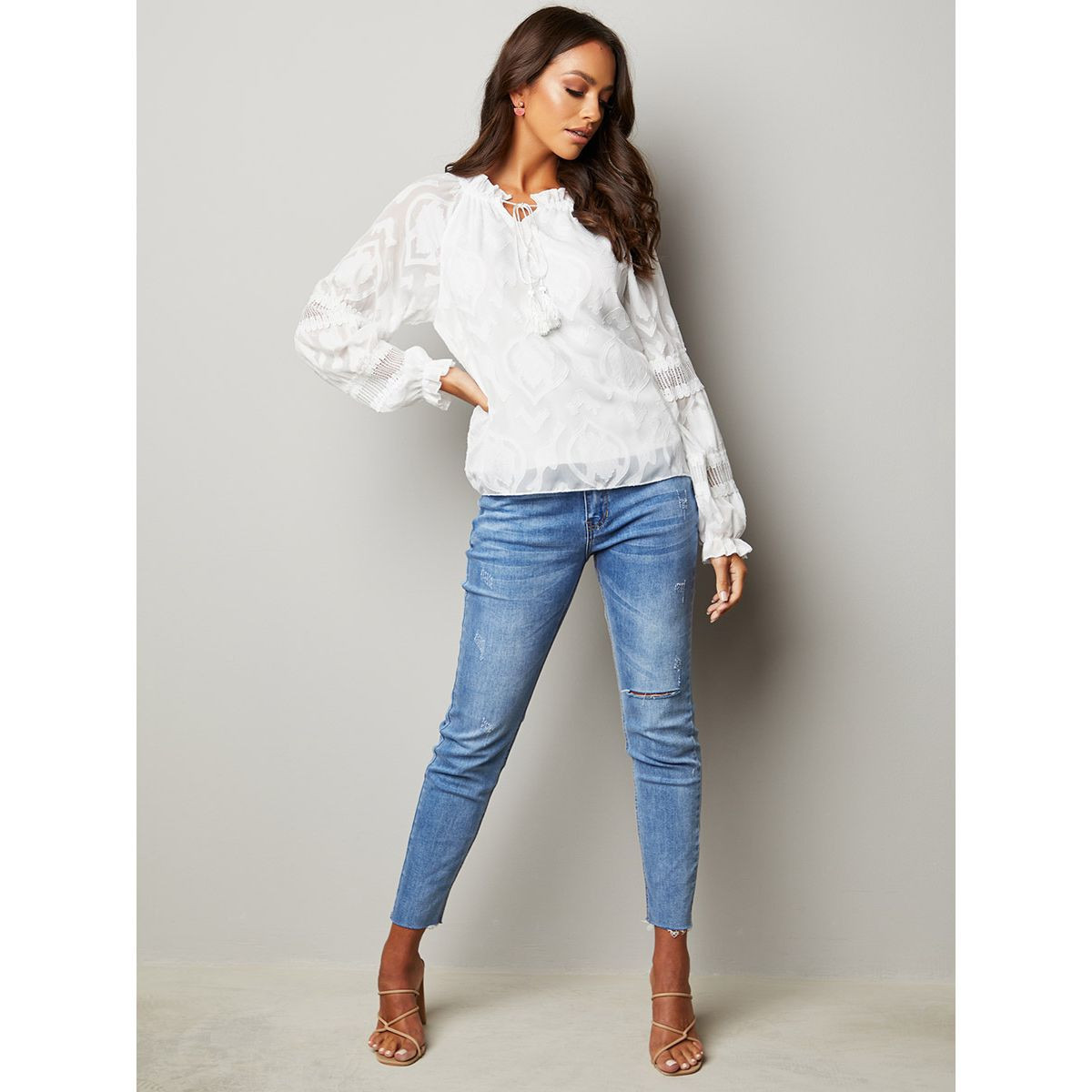 بلوزة بأربطة مزينة بدانتيل من ستايلي-women-clothing-shirtsandblouses-blouses-image-2